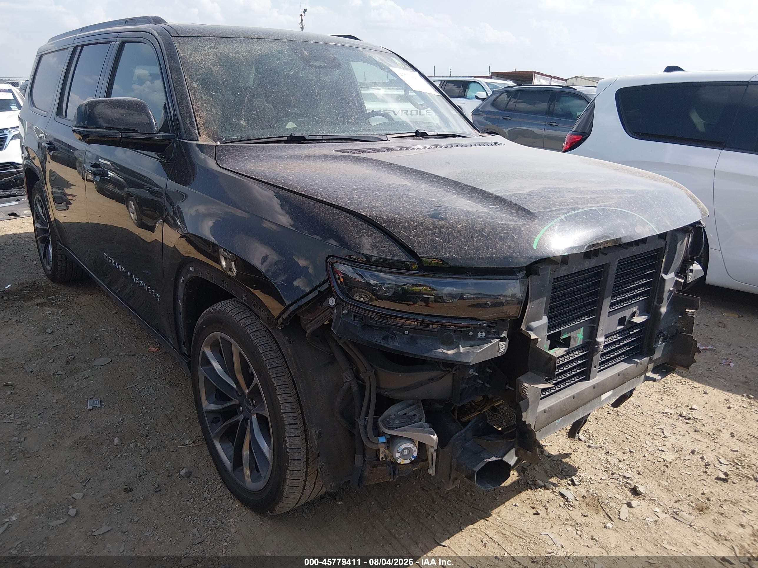 2024 Jeep Grand Wagoneer Series II, VIN 1C4SJSFP1RS158354 — Перед