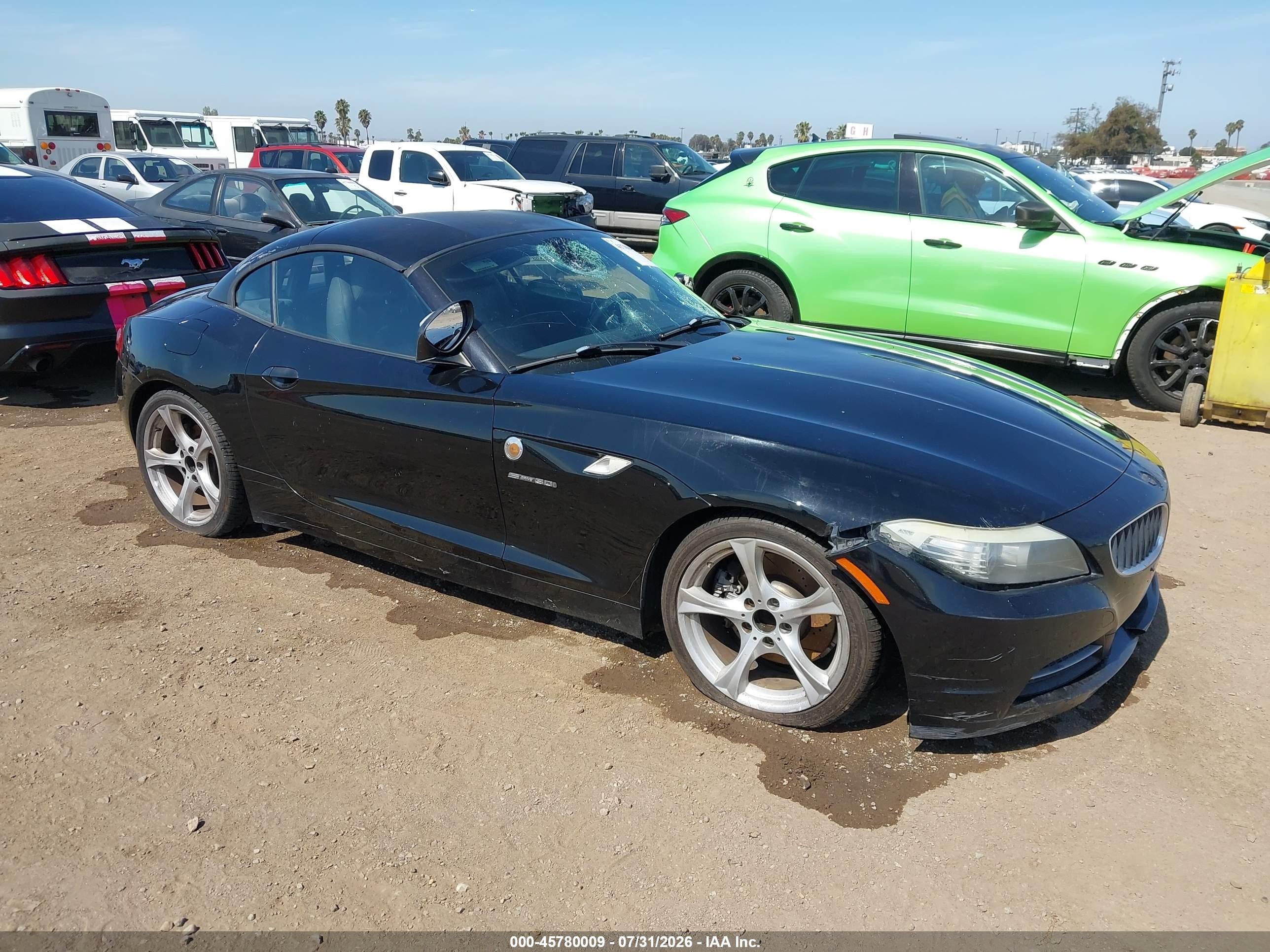 2011 BMW Z4 sDrive30i, VIN WBALM5C53BE379200 — Normal wear