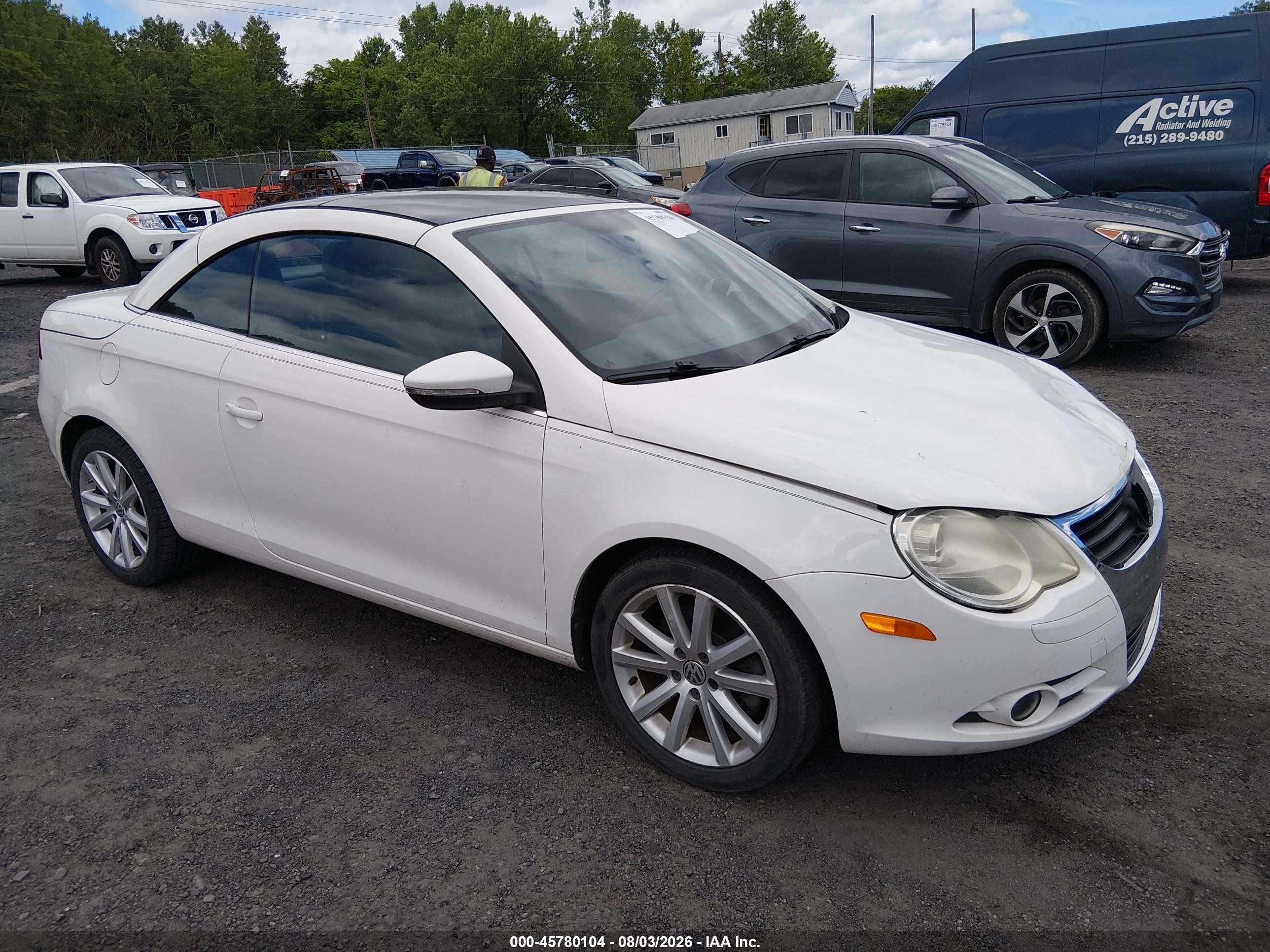 2011 Volkswagen Eos Komfort, VIN WVWBA7AH0BV001268 — Normal wear