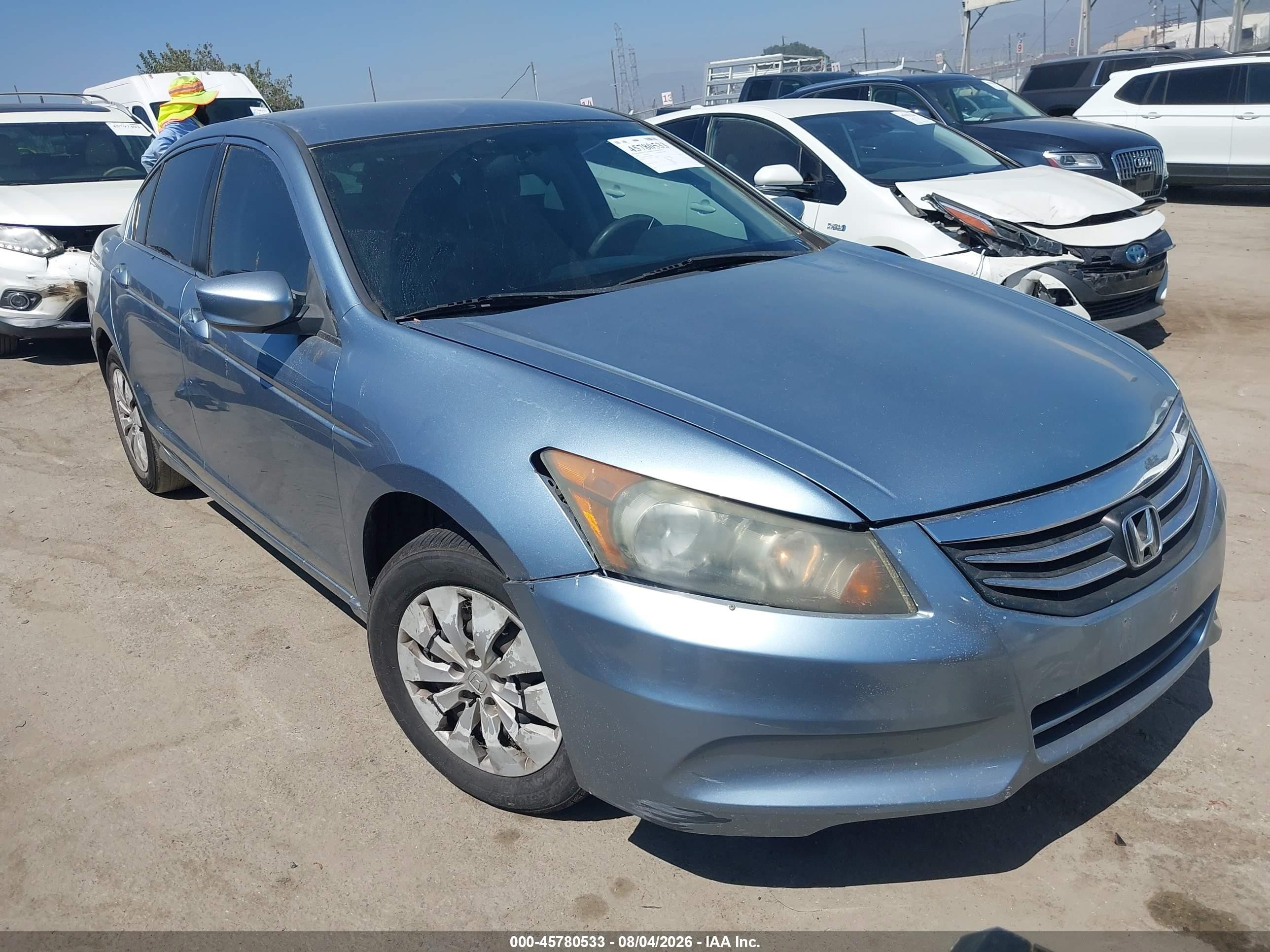 2012 Honda Accord LX, VIN 1HGCP2F39CA100698 — Зад