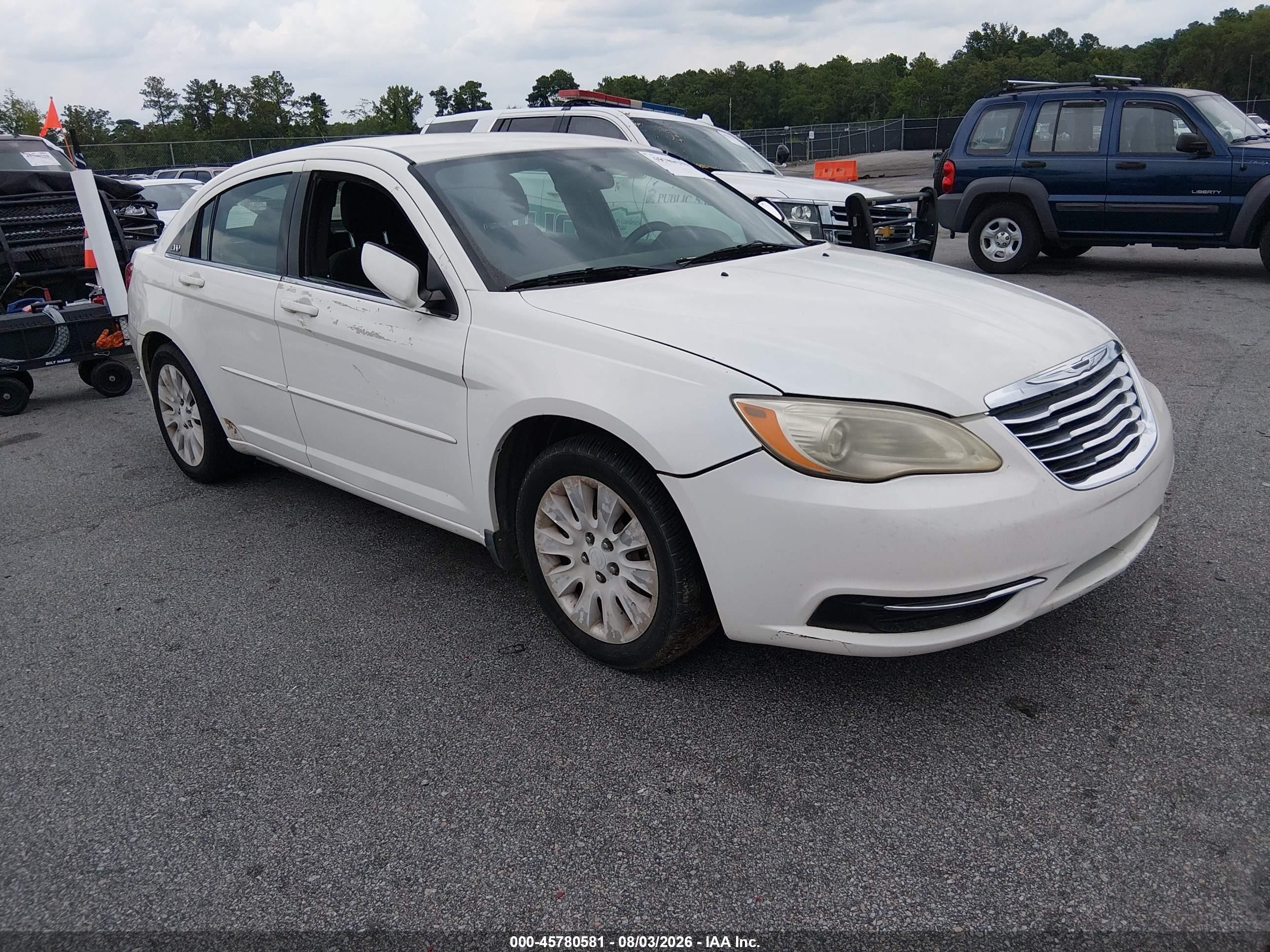 2011 Chrysler 200 LX, VIN 1C3BC4FB8BN515693 — Обычный износ