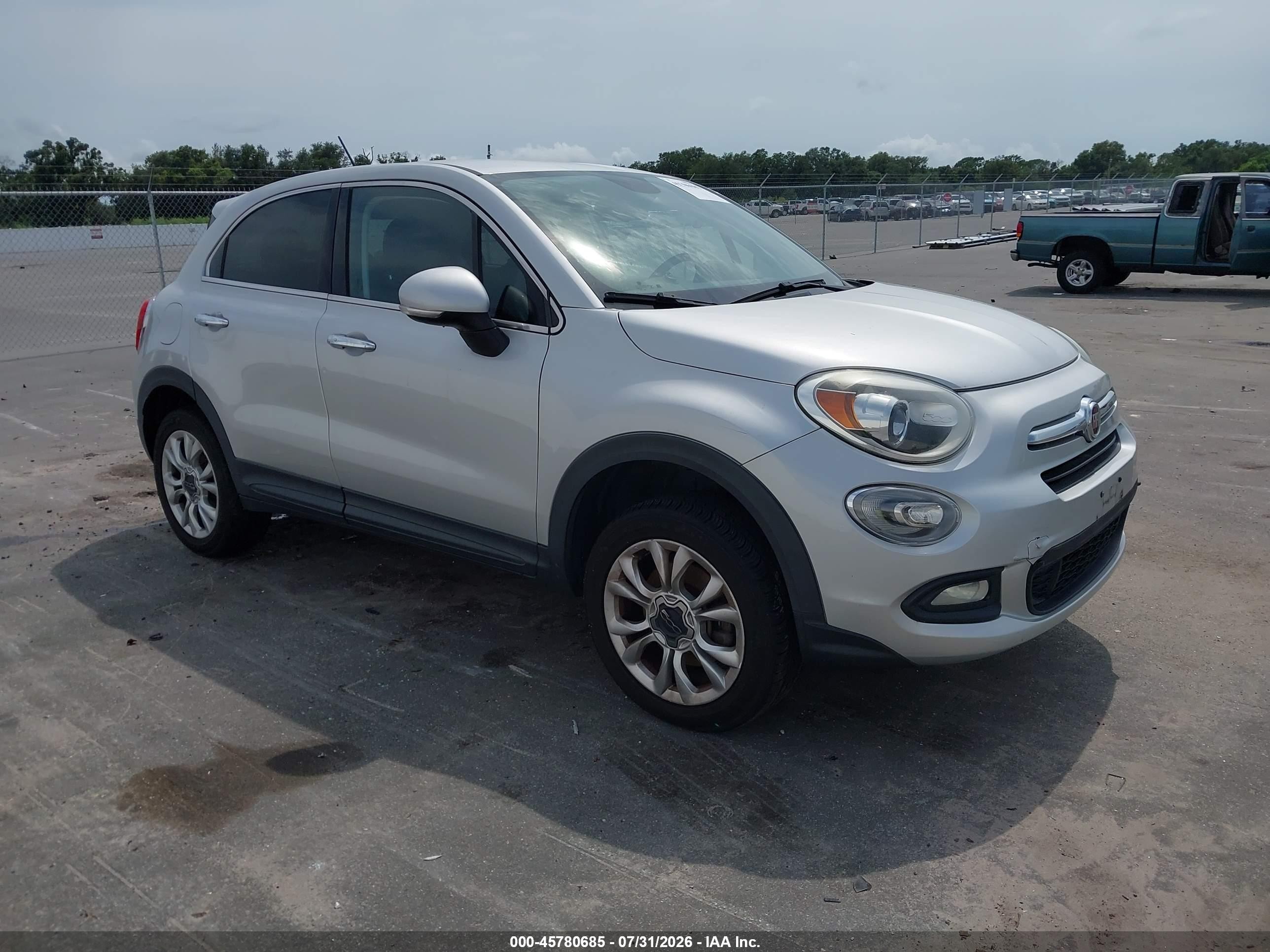2016 FIAT 500X Lounge, VIN ZFBCFYDT7GP388931 — Обычный износ