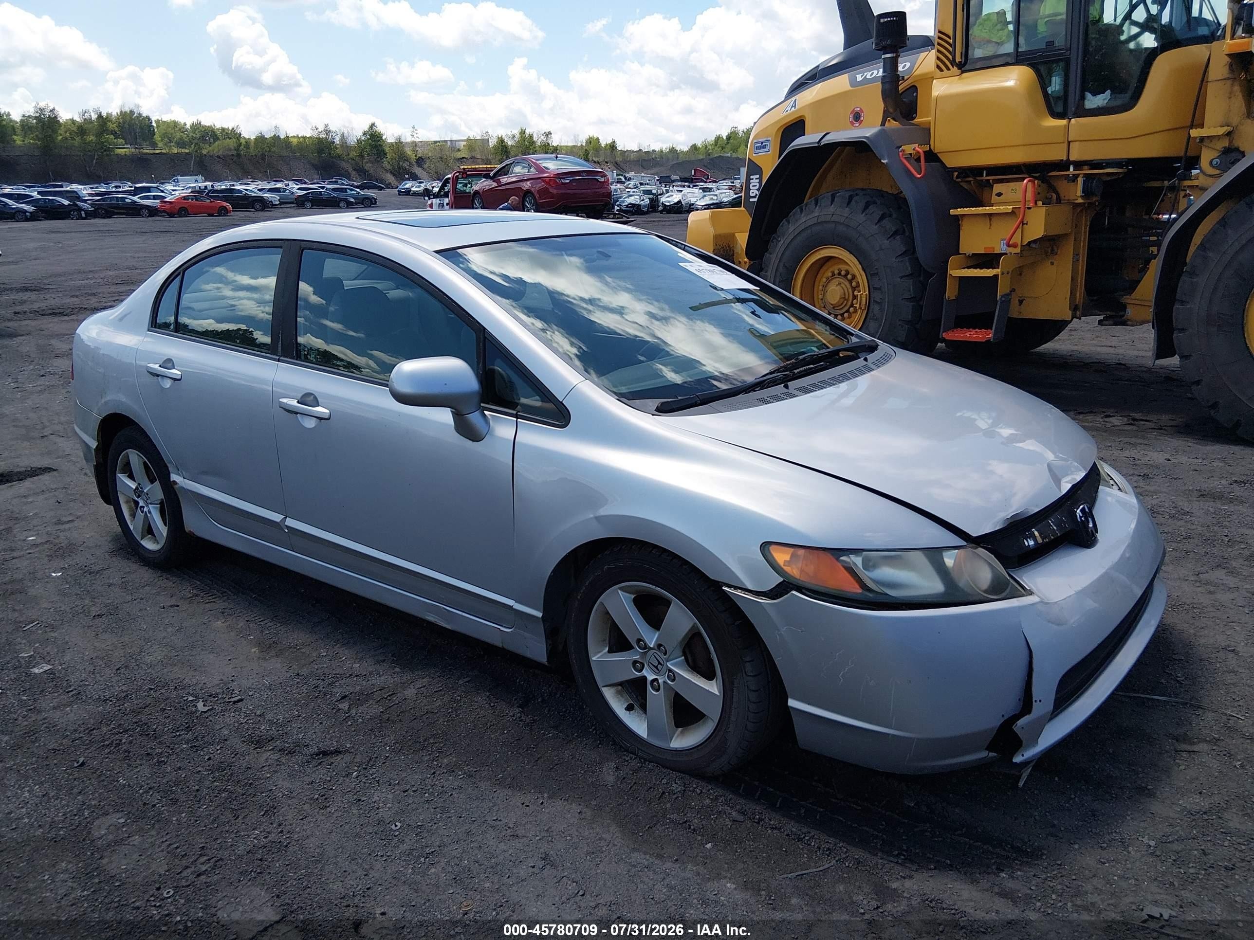 2008 Honda Civic EX, VIN 1HGFA16838L097846 — Front end