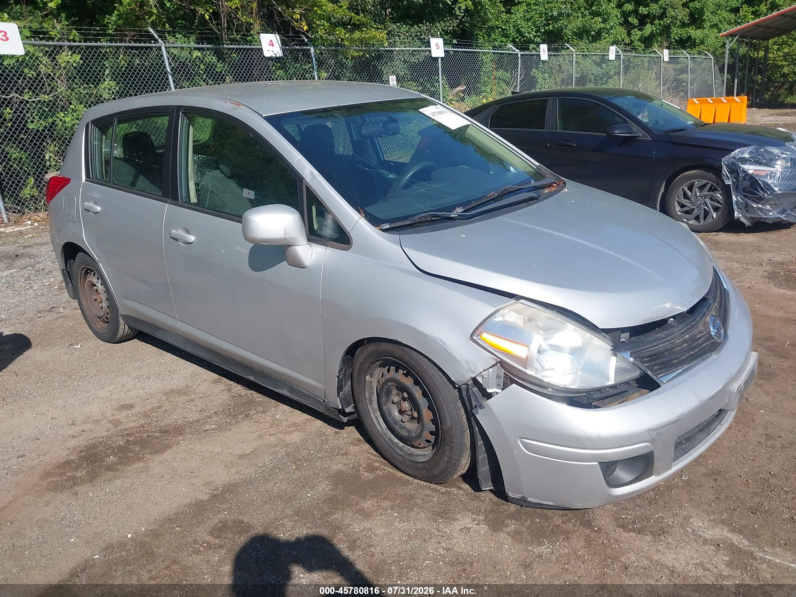 2011 Nissan Versa S, VIN 3N1BC1CP1BL509702 — Normal wear