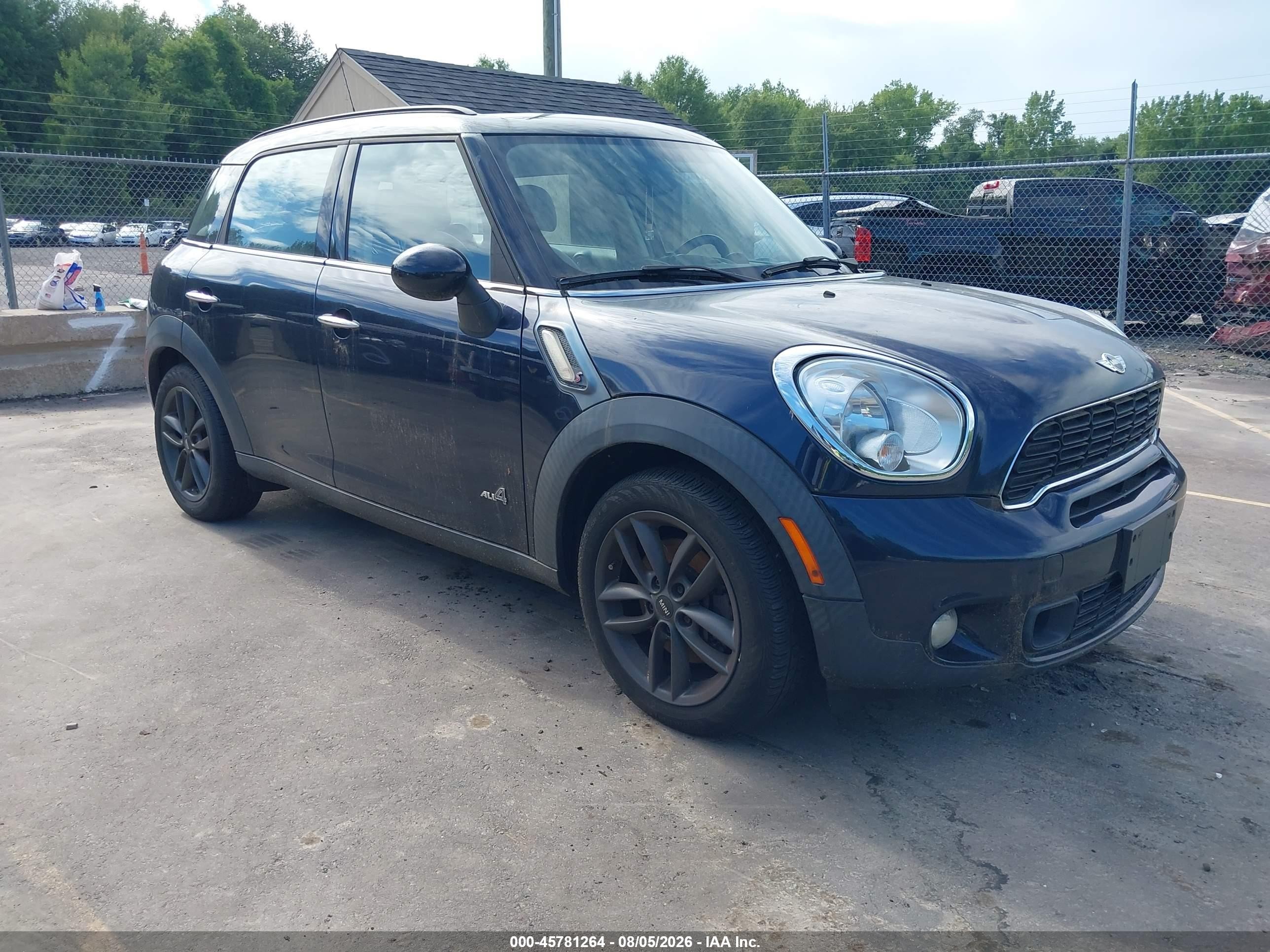 2014 MINI Countryman S, VIN WMWZC5C51EWP39270 — Normal wear