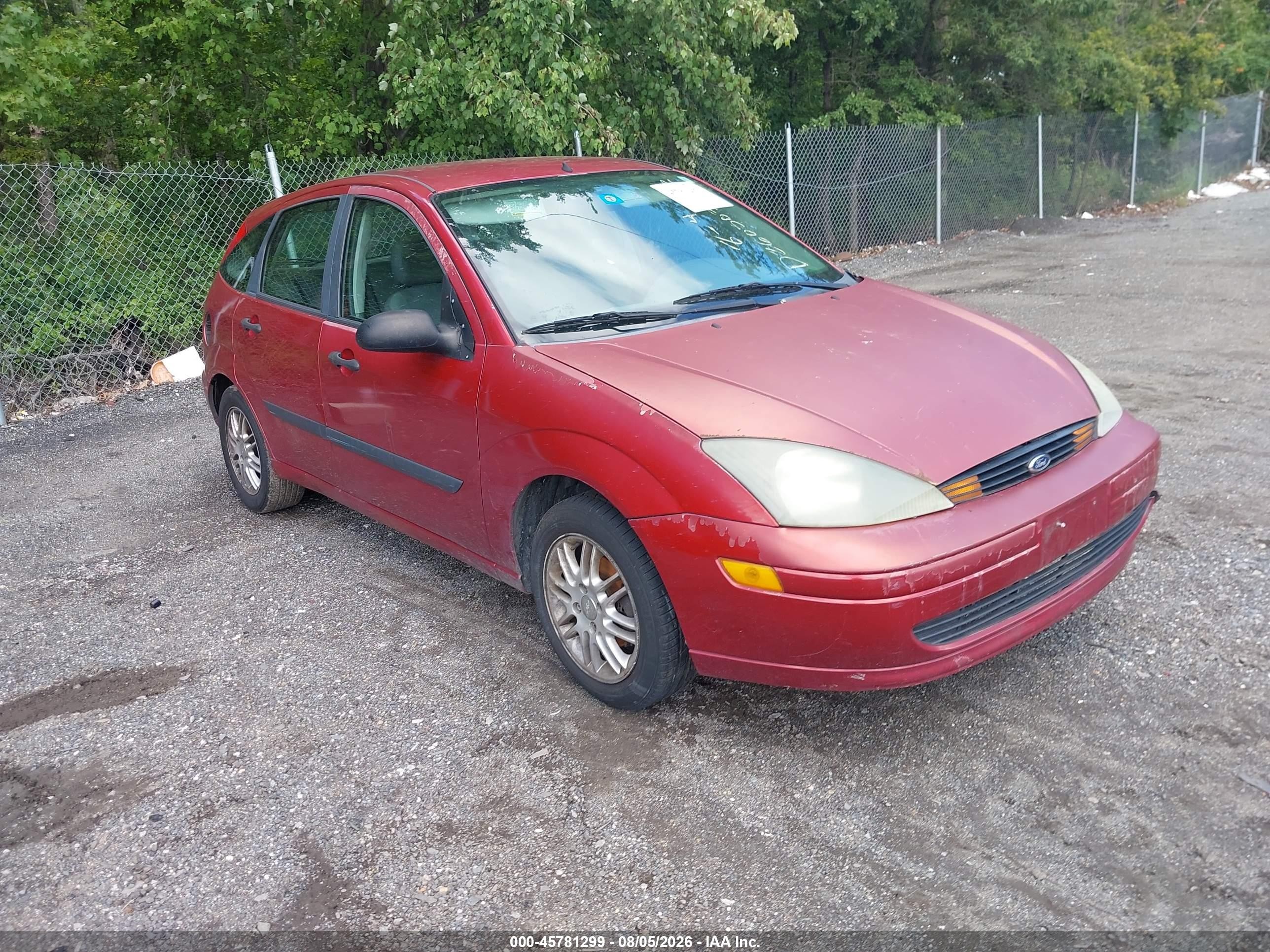 2003 Ford Focus ZX5, VIN 3FAFP37383R160418 — Front end