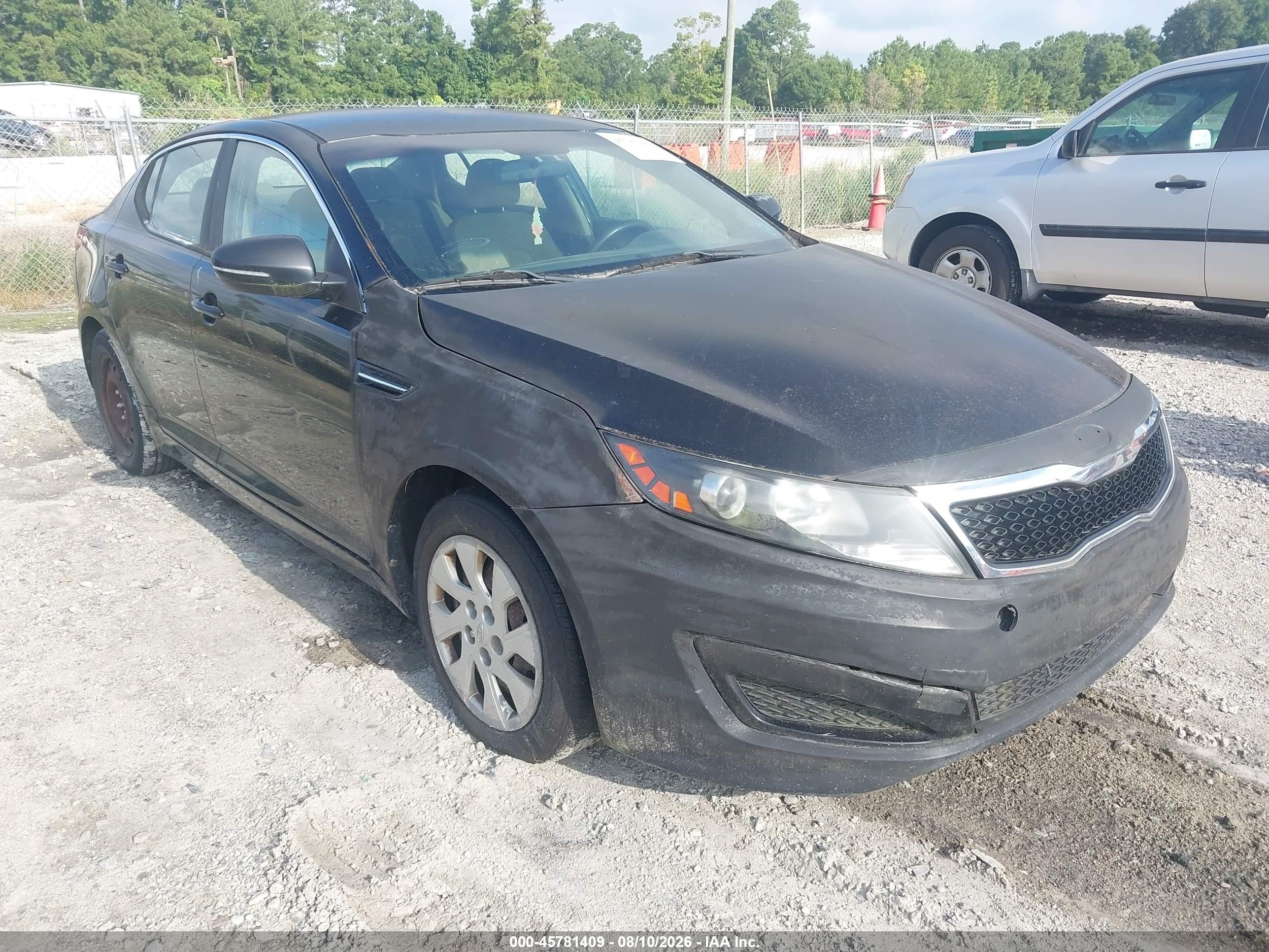 2011 Kia Optima LX, VIN KNAGM4A79B5086546 — Normal wear