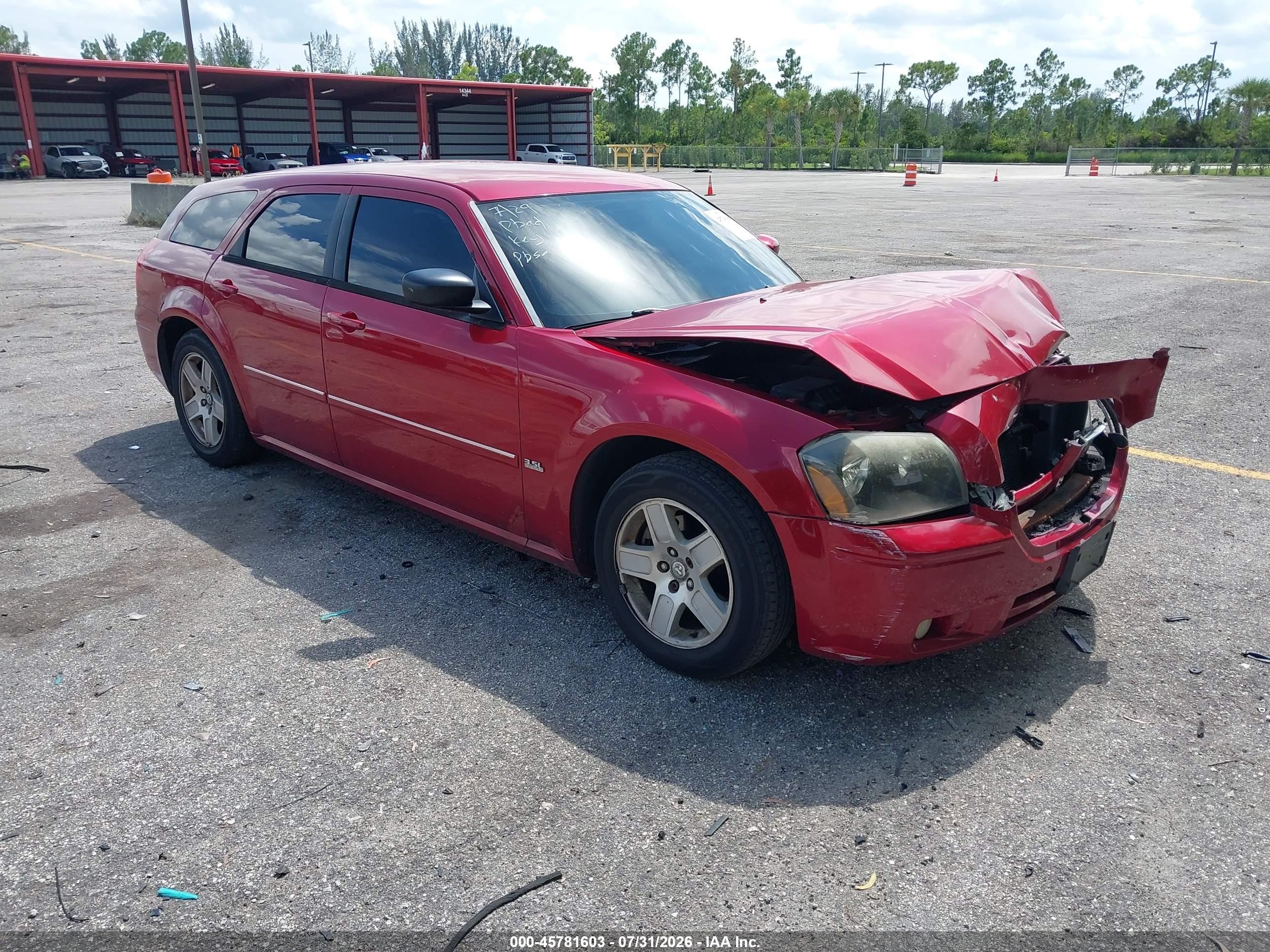 2006 Dodge Magnum, VIN 2D4FV47V06H453997 — Перед