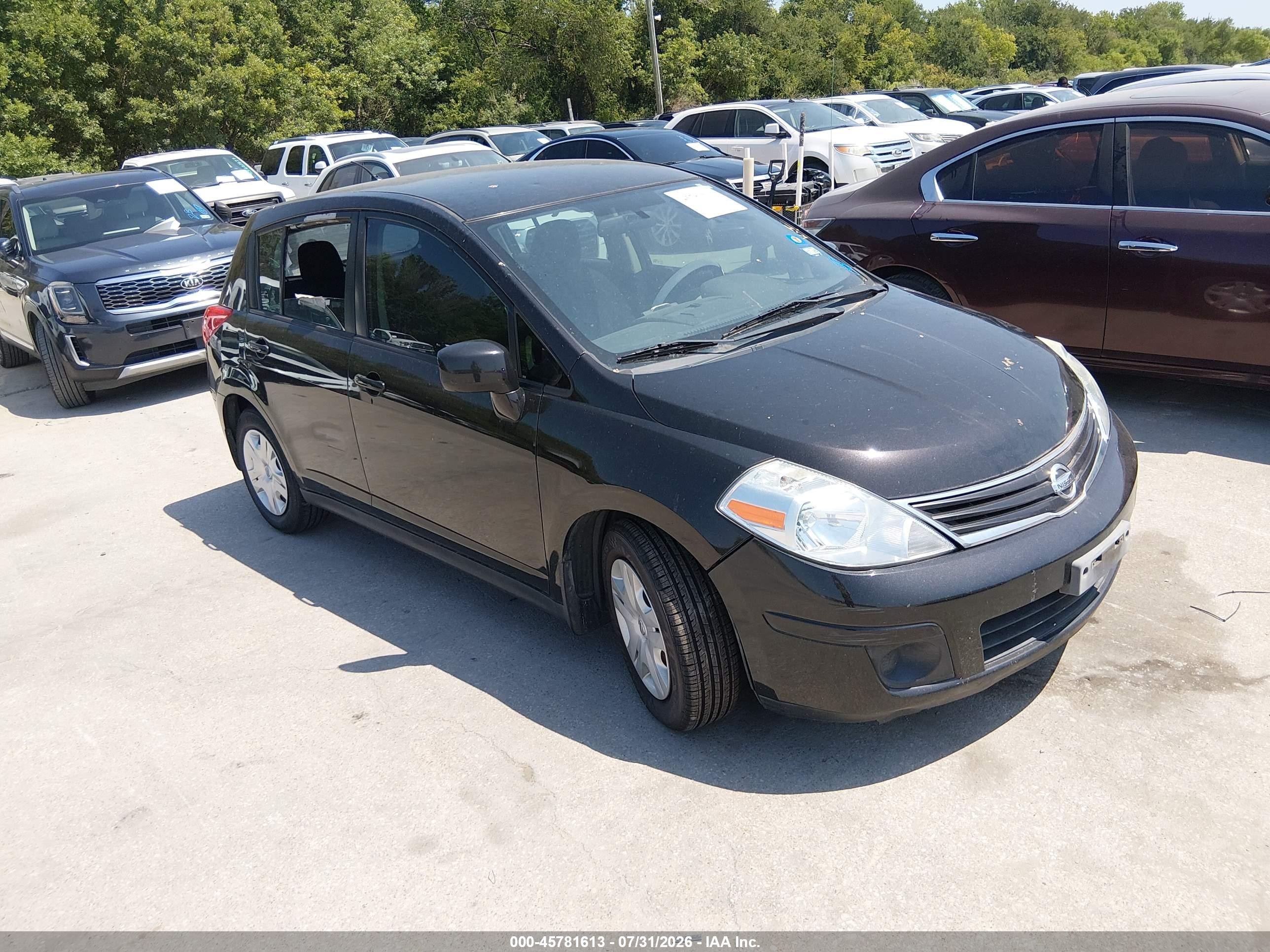 2011 Nissan Versa S, VIN 3N1BC1CP3BL437403 — Normal wear