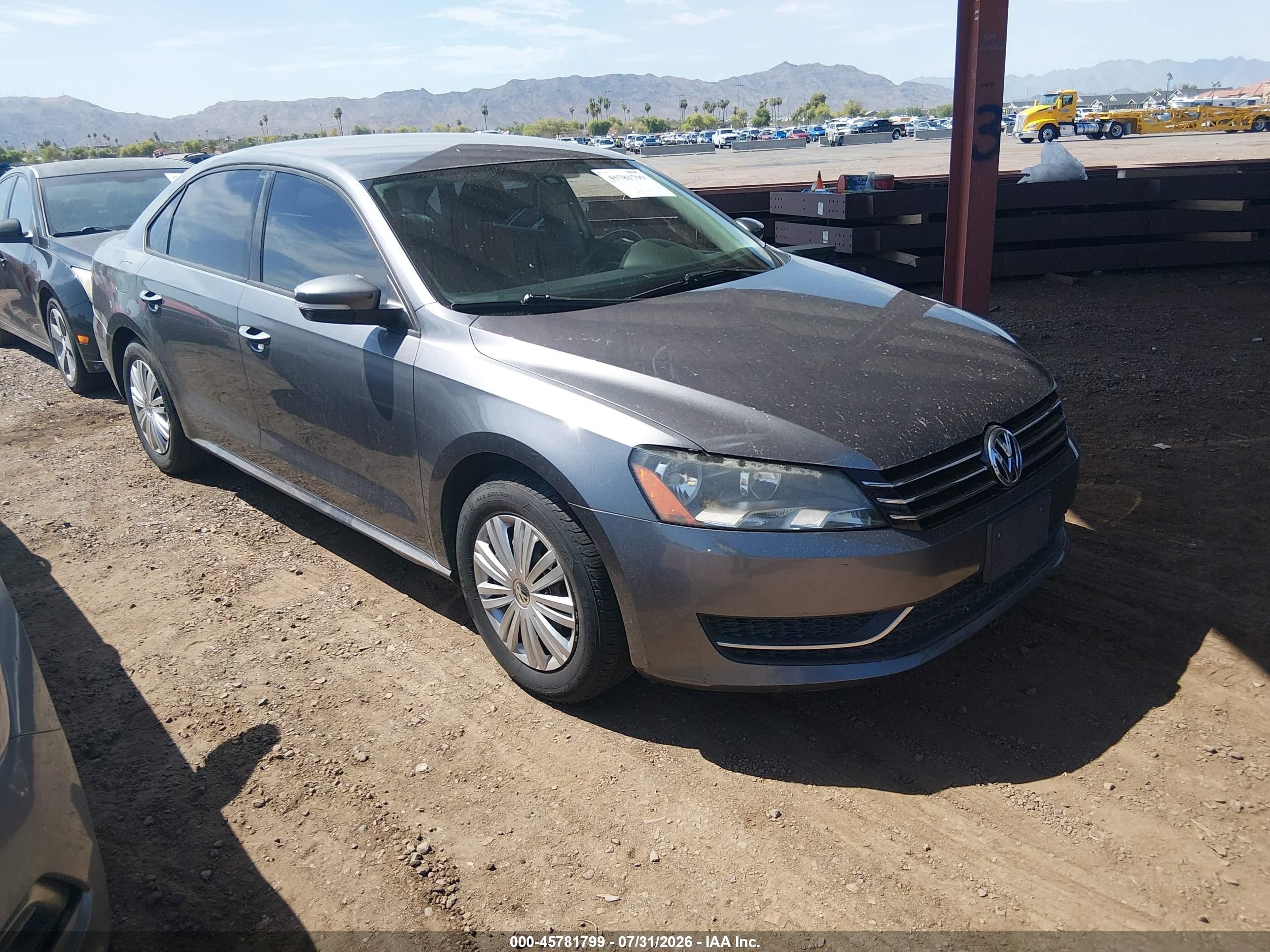 2015 Volkswagen Passat S, VIN 1VWAT7A32FC066535 — Normal wear
