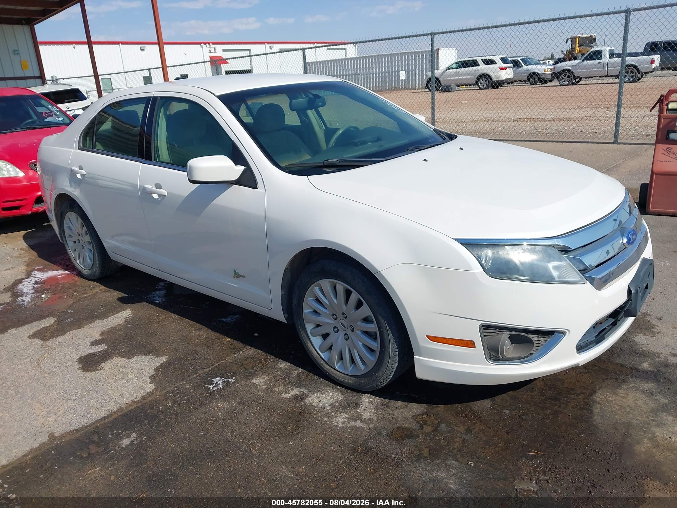 2011 Ford Fusion Hybrid, VIN 3FADP0L39BR294185 — Normal wear