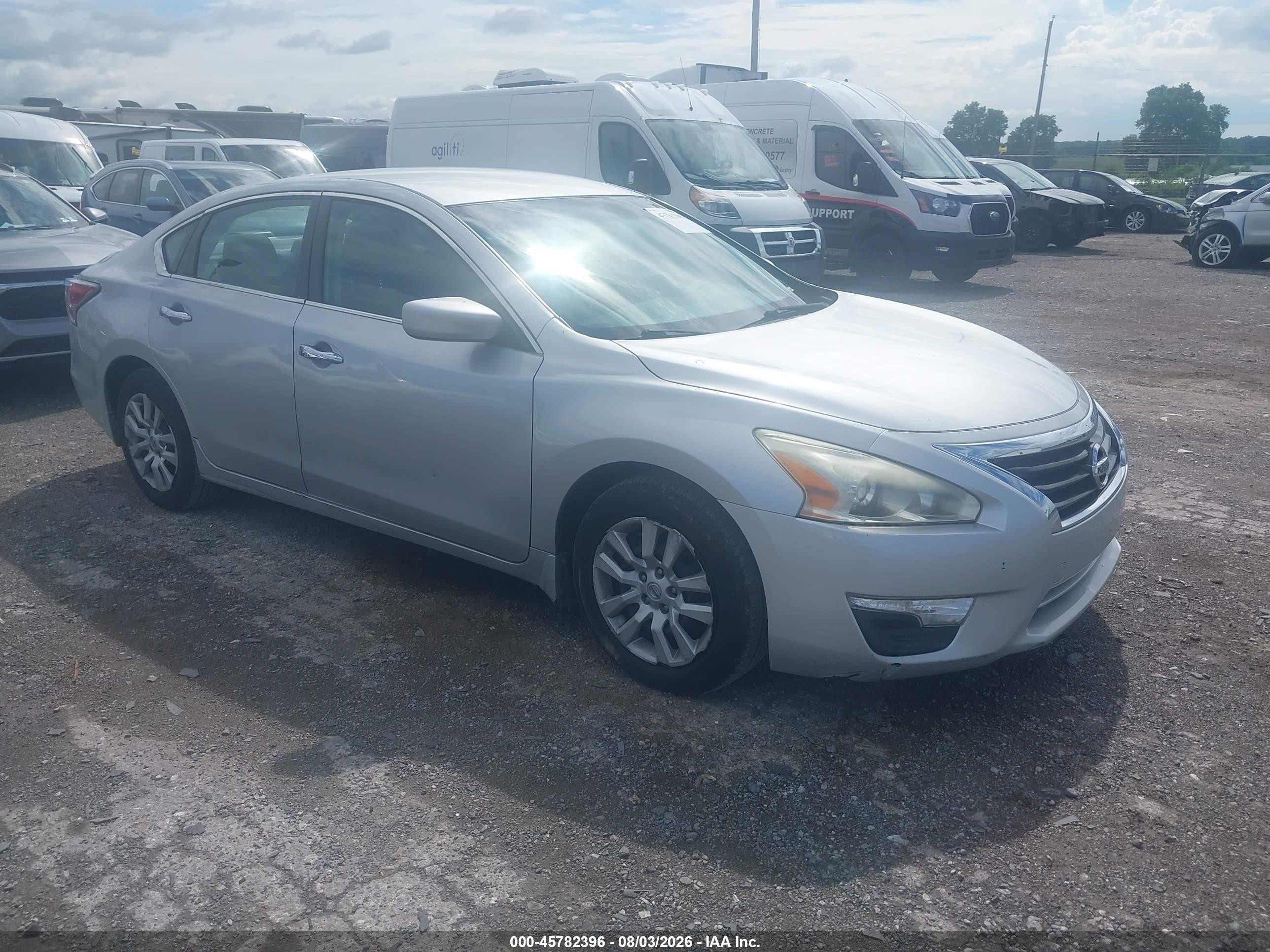 2015 Nissan Altima SV, VIN 1N4AL3AP8FC446533 — Not stated