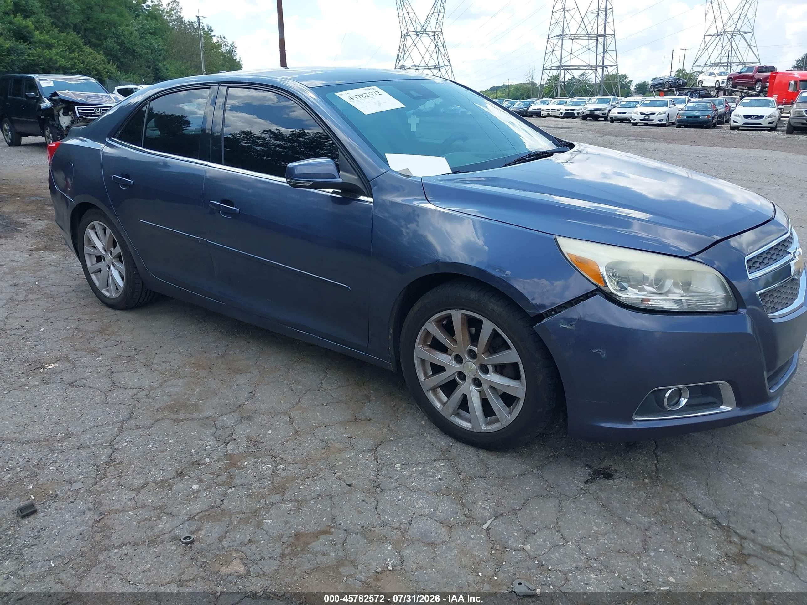 2013 Chevrolet Malibu LT, VIN 1G11E5SA7DF193395 — Side