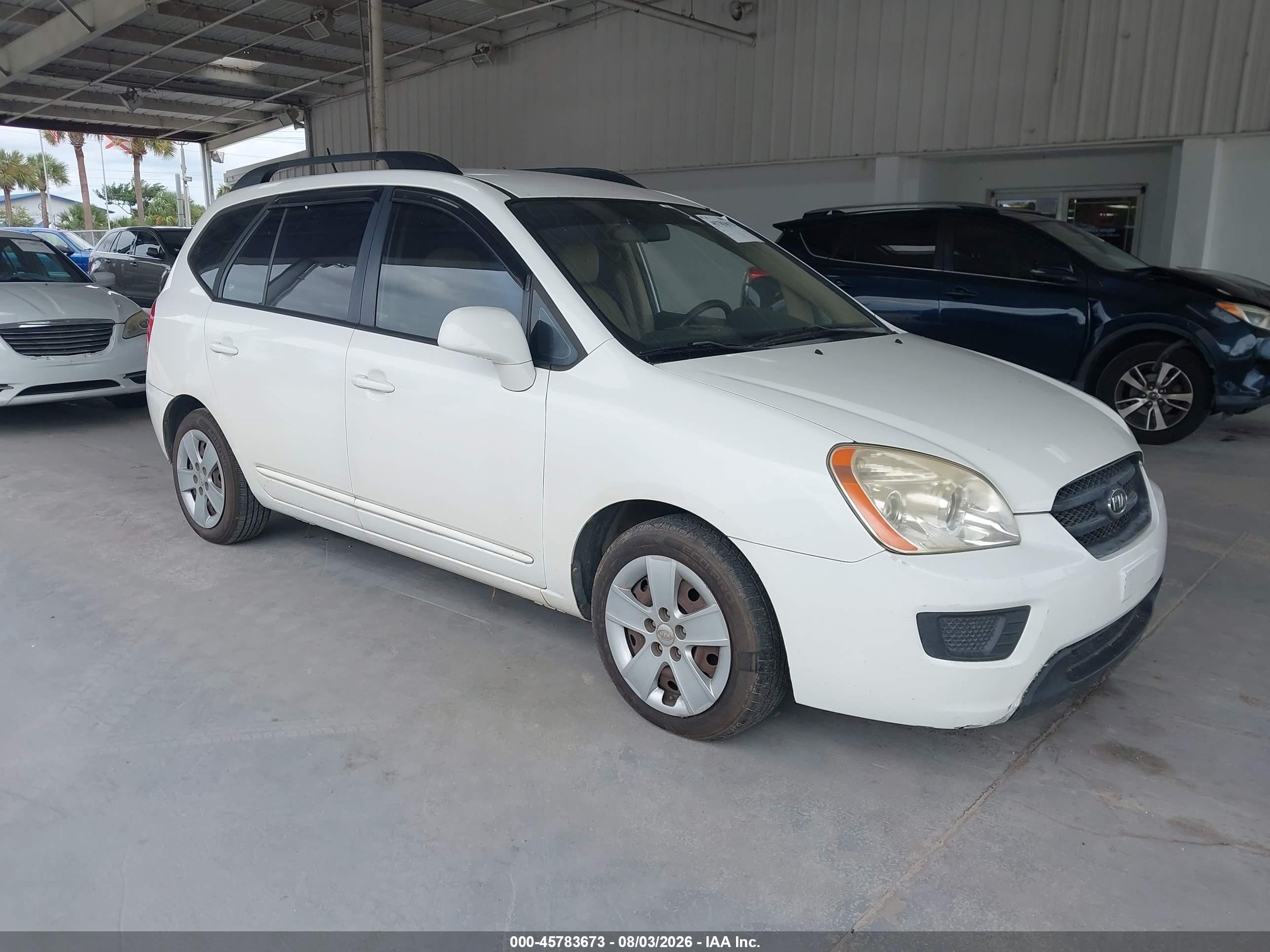 2009 Kia Rondo LX, VIN KNAFG526097252238 — Normal wear