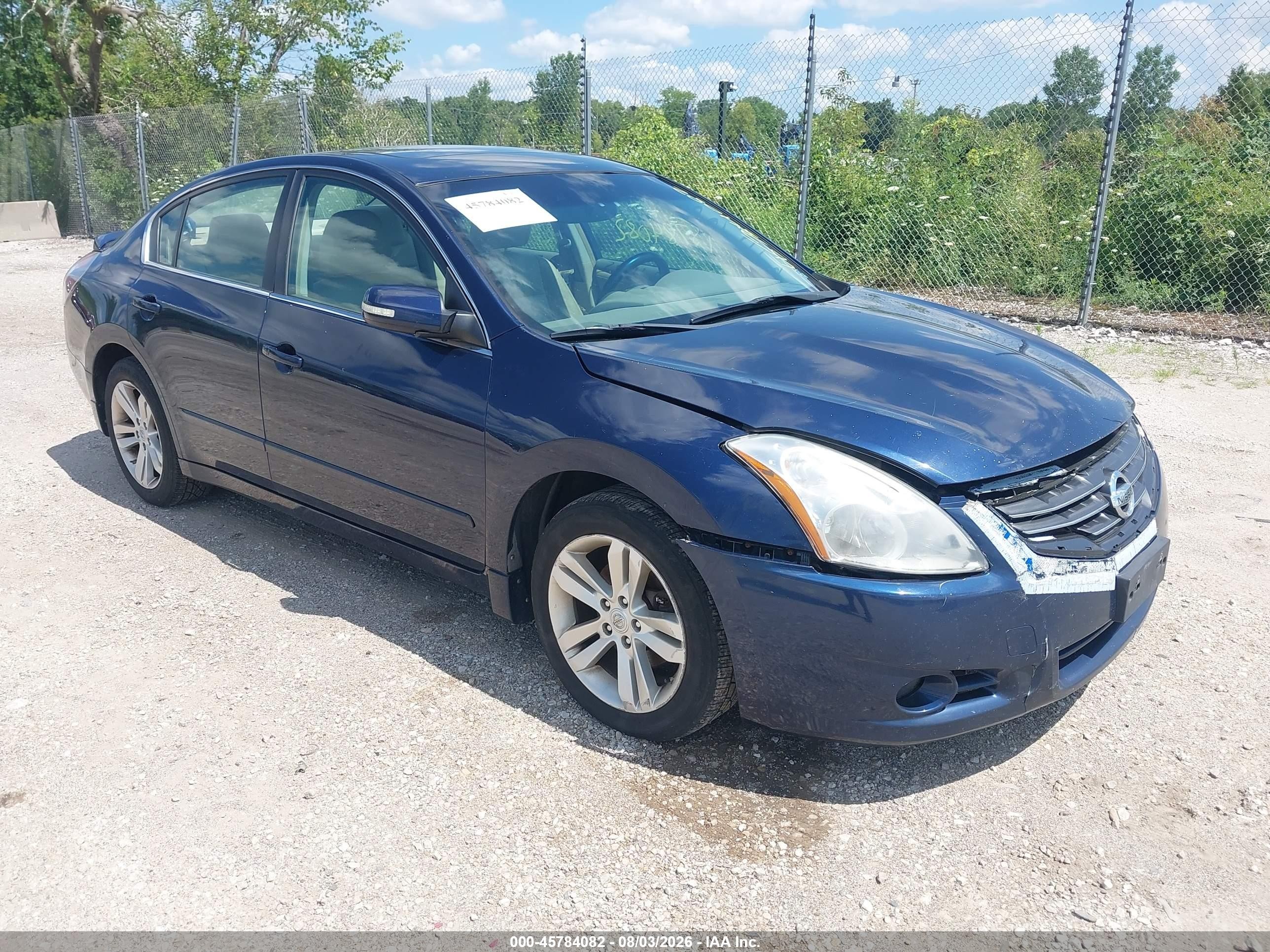 2011 Nissan Altima SR, VIN 1N4BL2AP5BN409114 — Front end