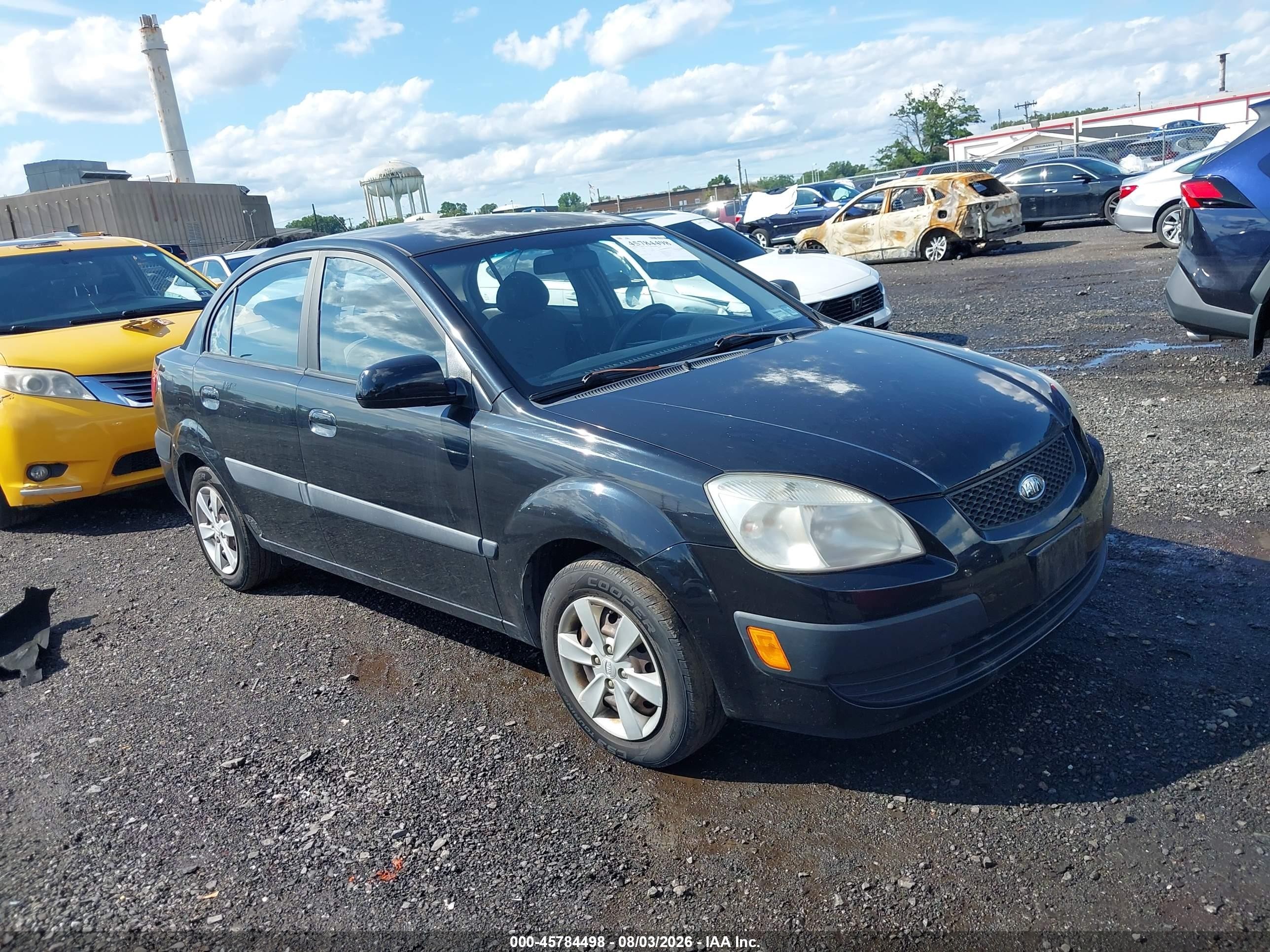 2008 Kia Rio LX, VIN KNADE123786384154 — Front end
