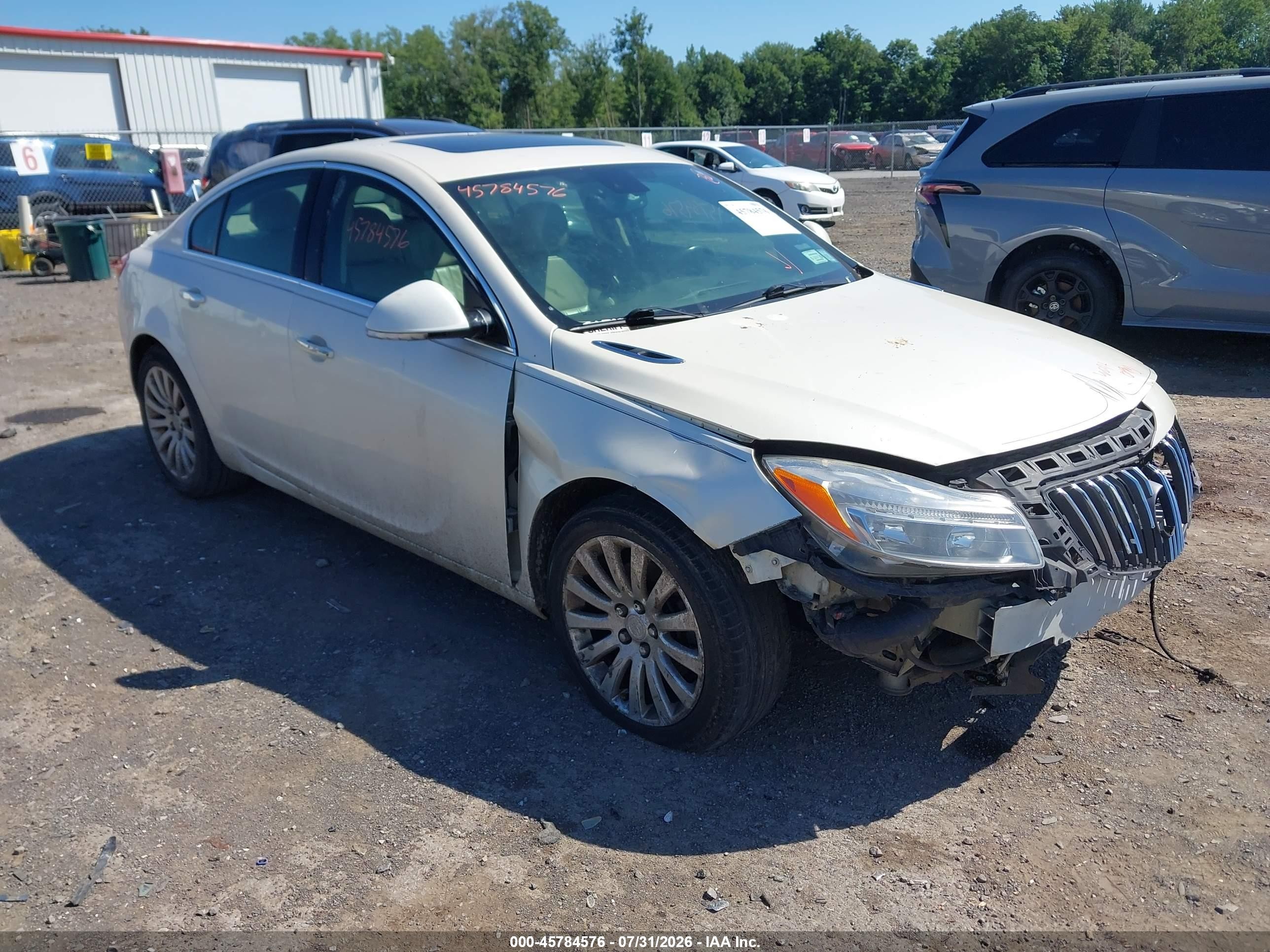2013 Buick Regal Turbo Premium 1, VIN 2G4GS5EV0D9121130 — Front end