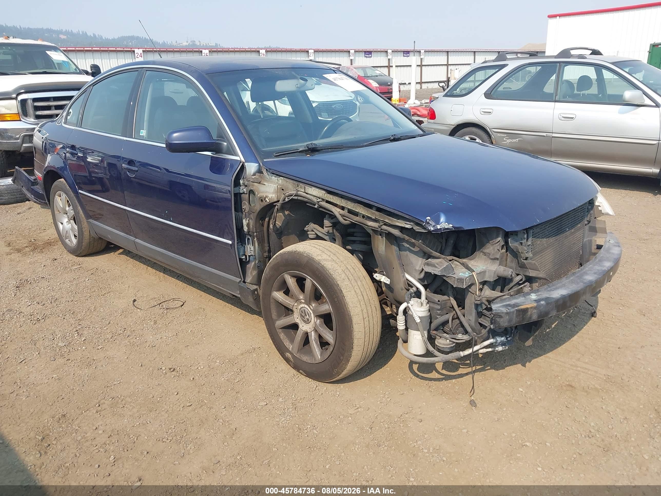 2003 Volkswagen Passat GLX, VIN WVWTH63B03P391006 — Front end