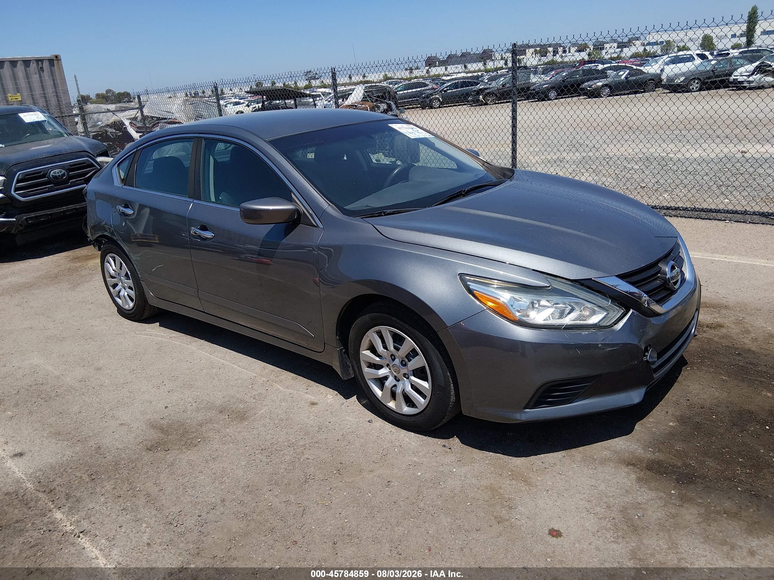 2018 Nissan Altima SL, VIN 1N4AL3AP9JC474009 — Rear end