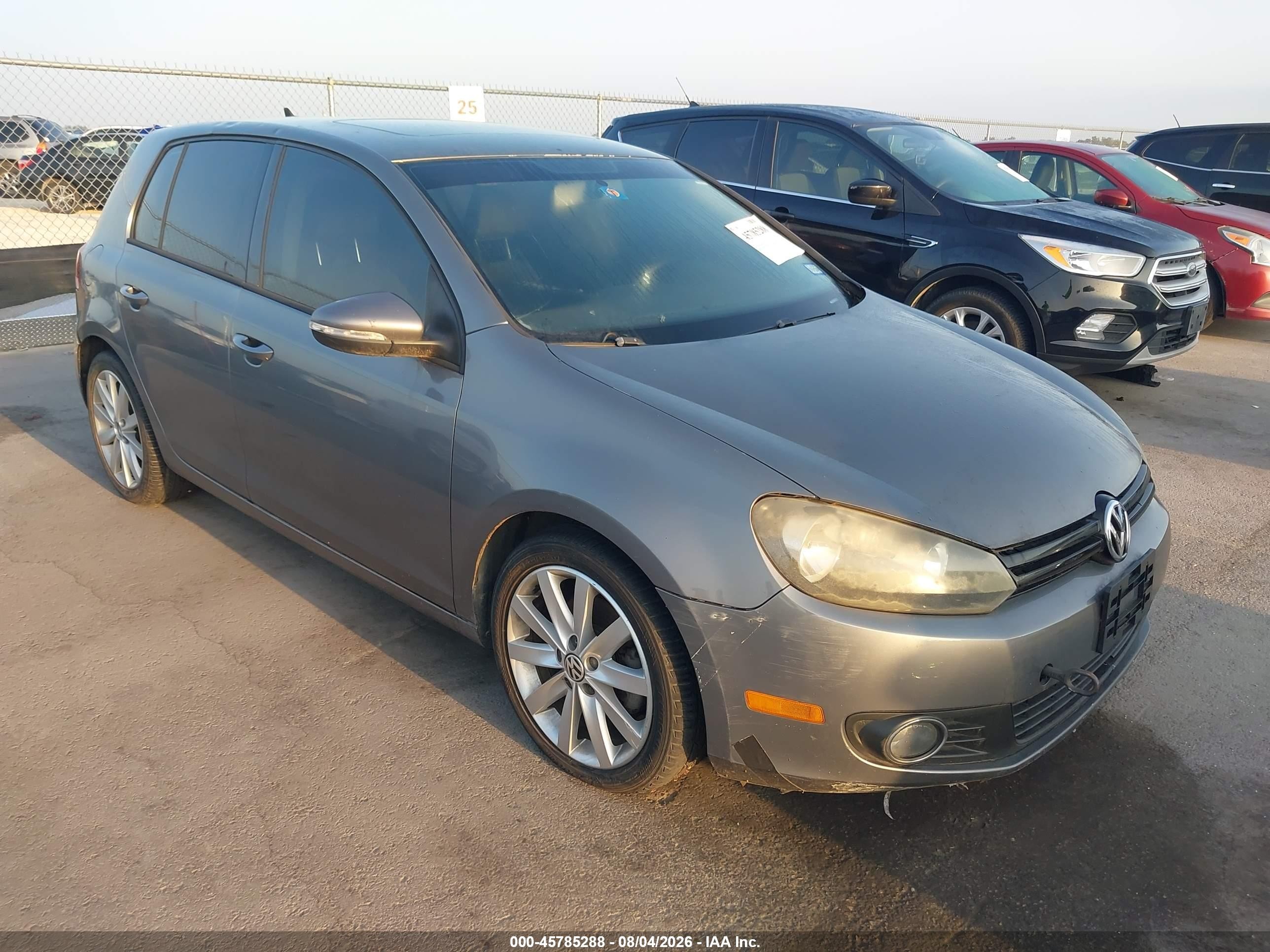 2011 Volkswagen Golf TDI, VIN WVWDM7AJ0BW074976 — Normal wear