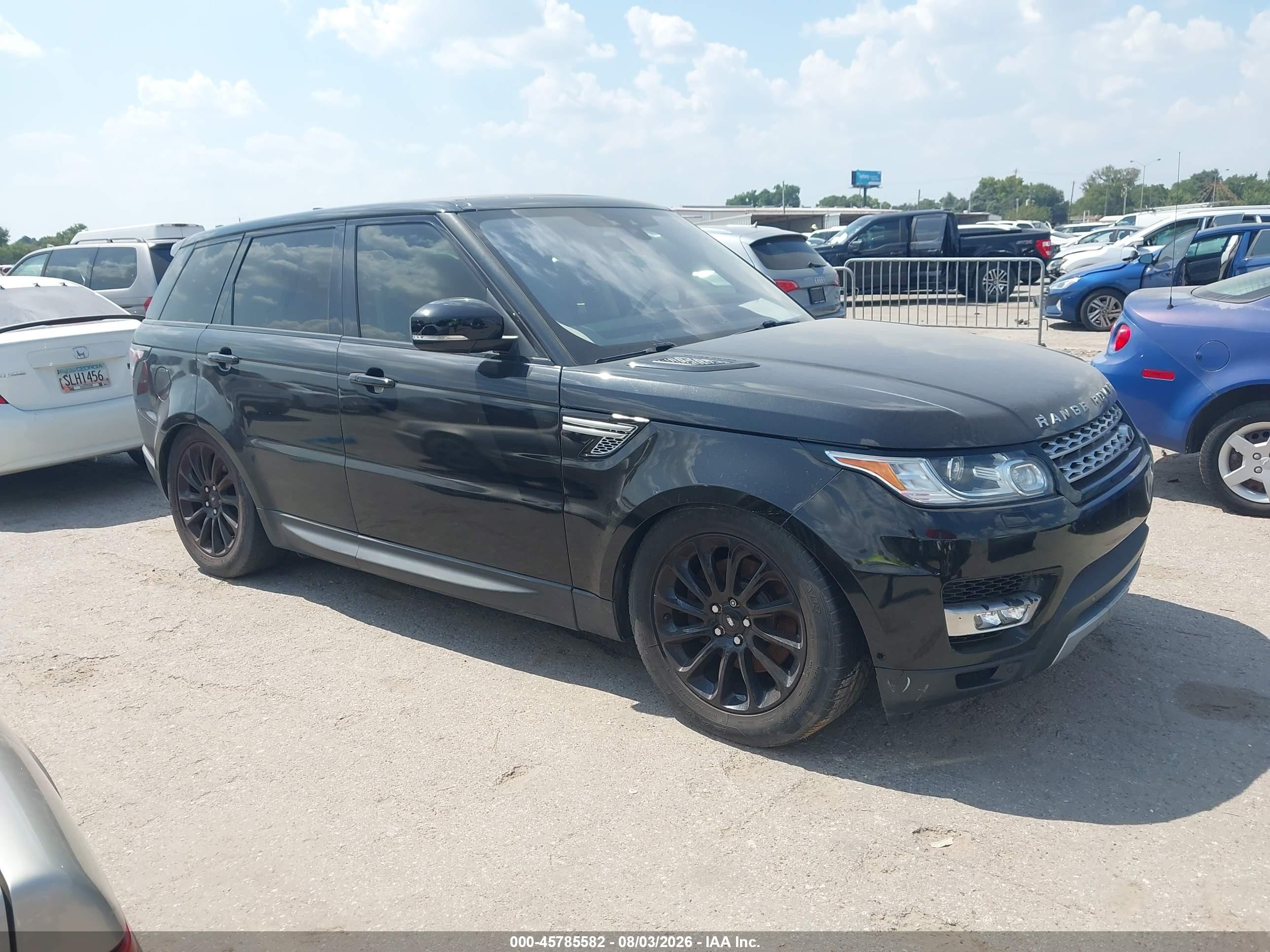 2017 Land Rover Range Rover Sport HSE, VIN SALWR2FV0HA141549 — Front end