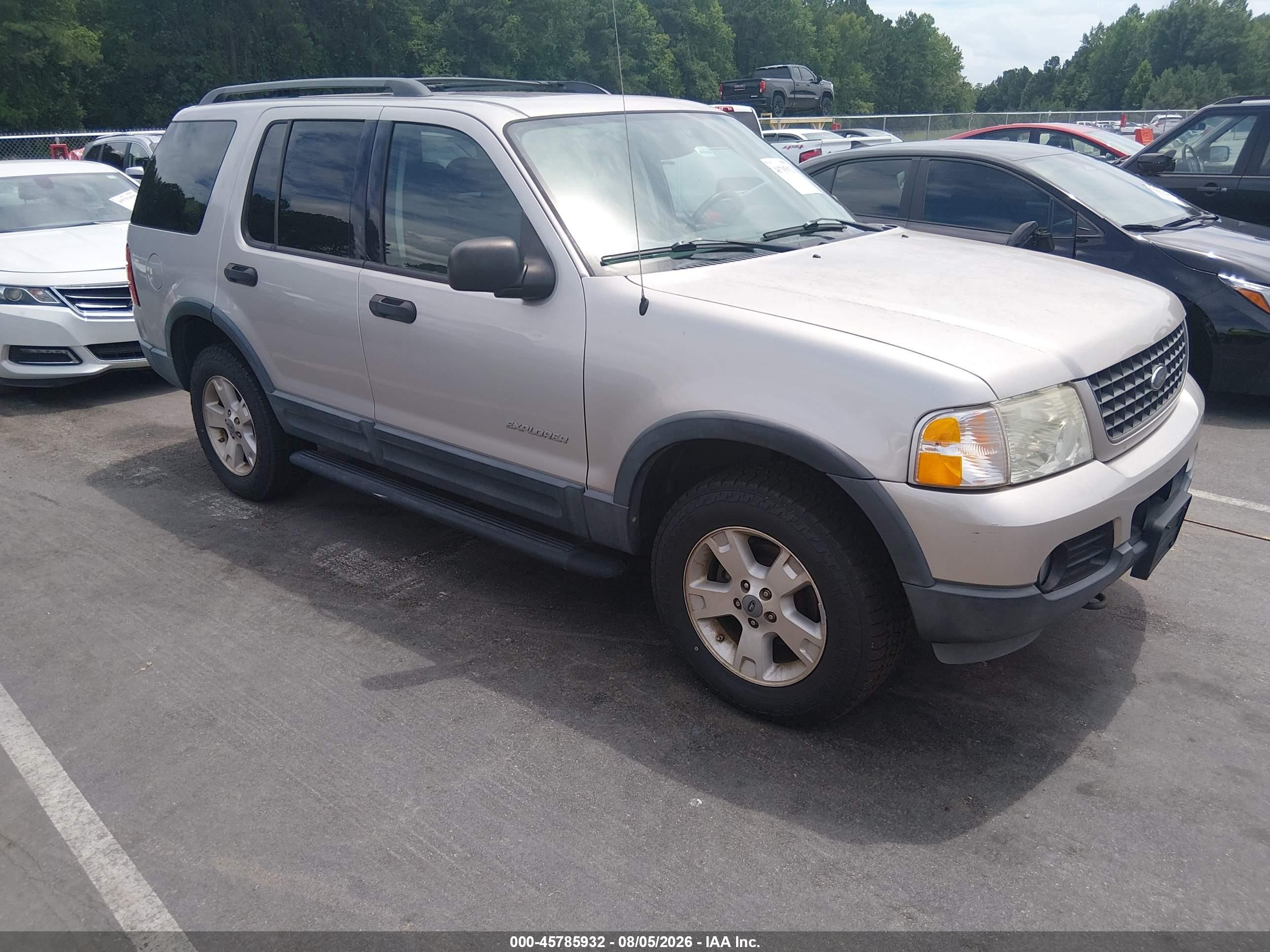 2004 Ford Explorer XLT, VIN 1FMZU73K74ZA26660 — Normal wear