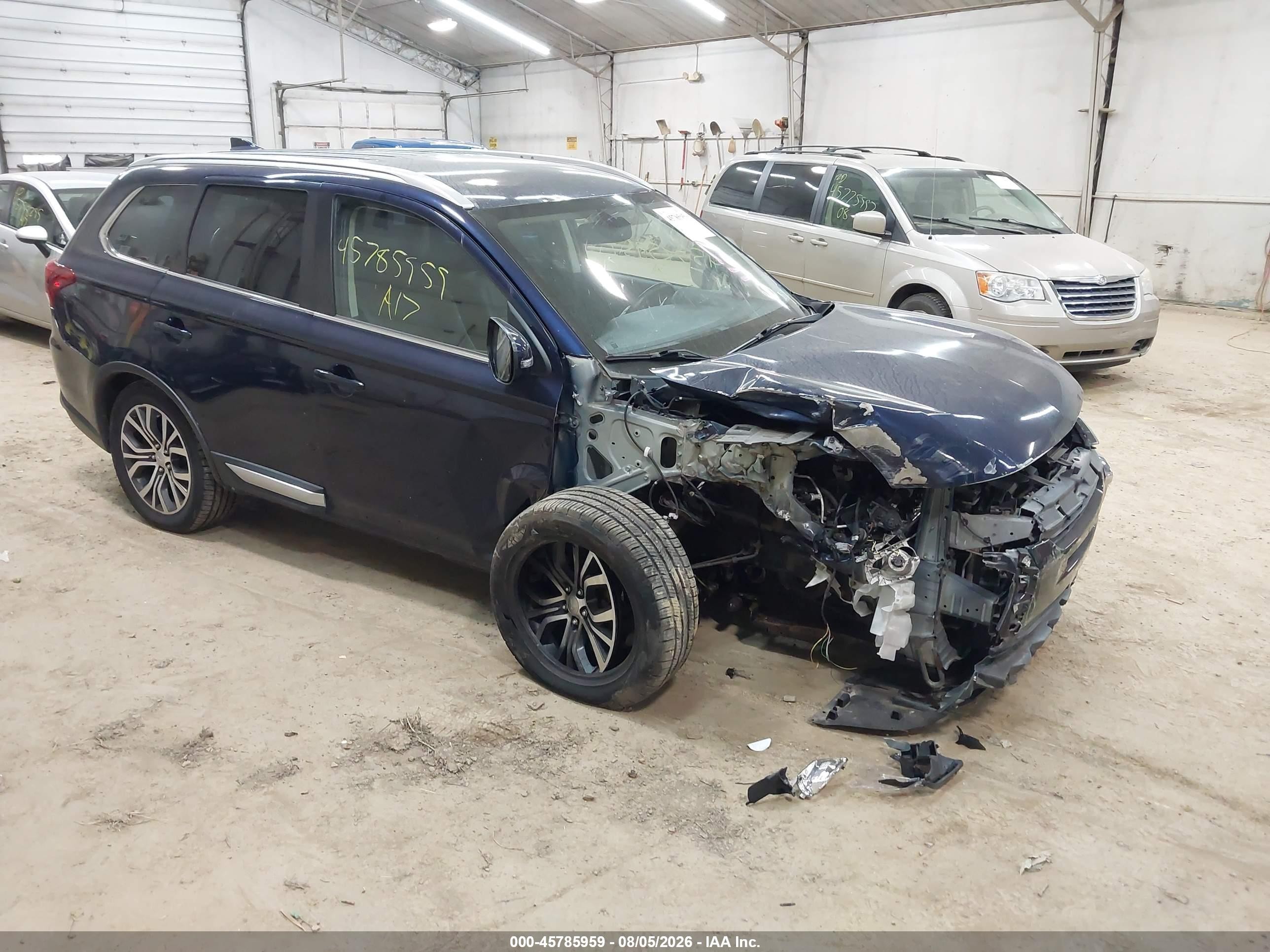 2017 Mitsubishi Outlander SE, VIN JA4AZ3A30HZ016768 — Front end