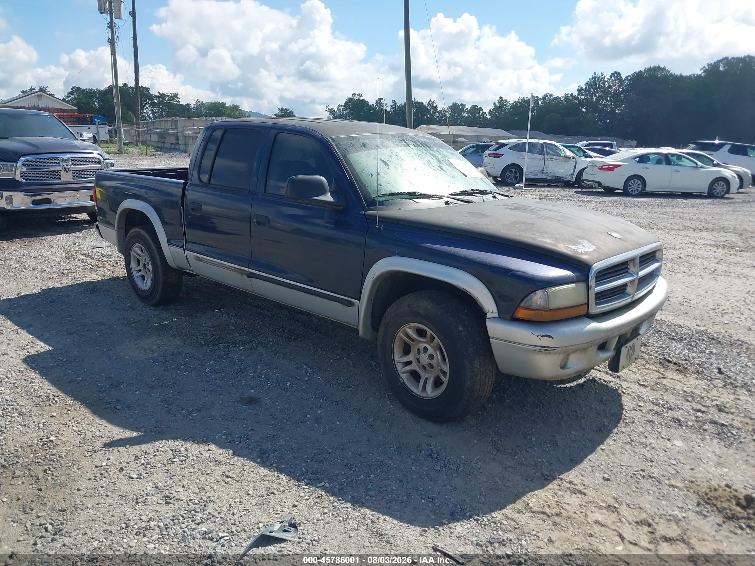 2003 Dodge Dakota SLT, VIN 1D7HL48NX3S115723 — Normal wear