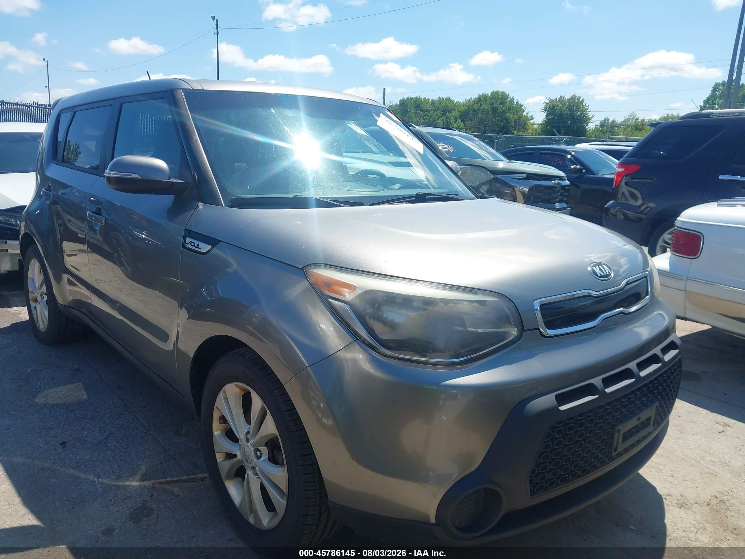 2014 Kia Soul +, VIN KNDJP3A50E7081821 — Normal wear