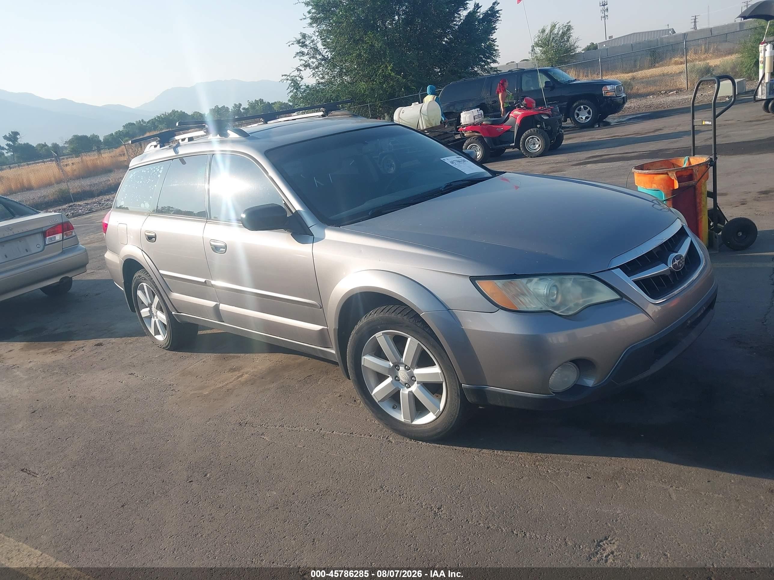 2008 Subaru Outback i, VIN 4S4BP61C587360198 — Normal wear