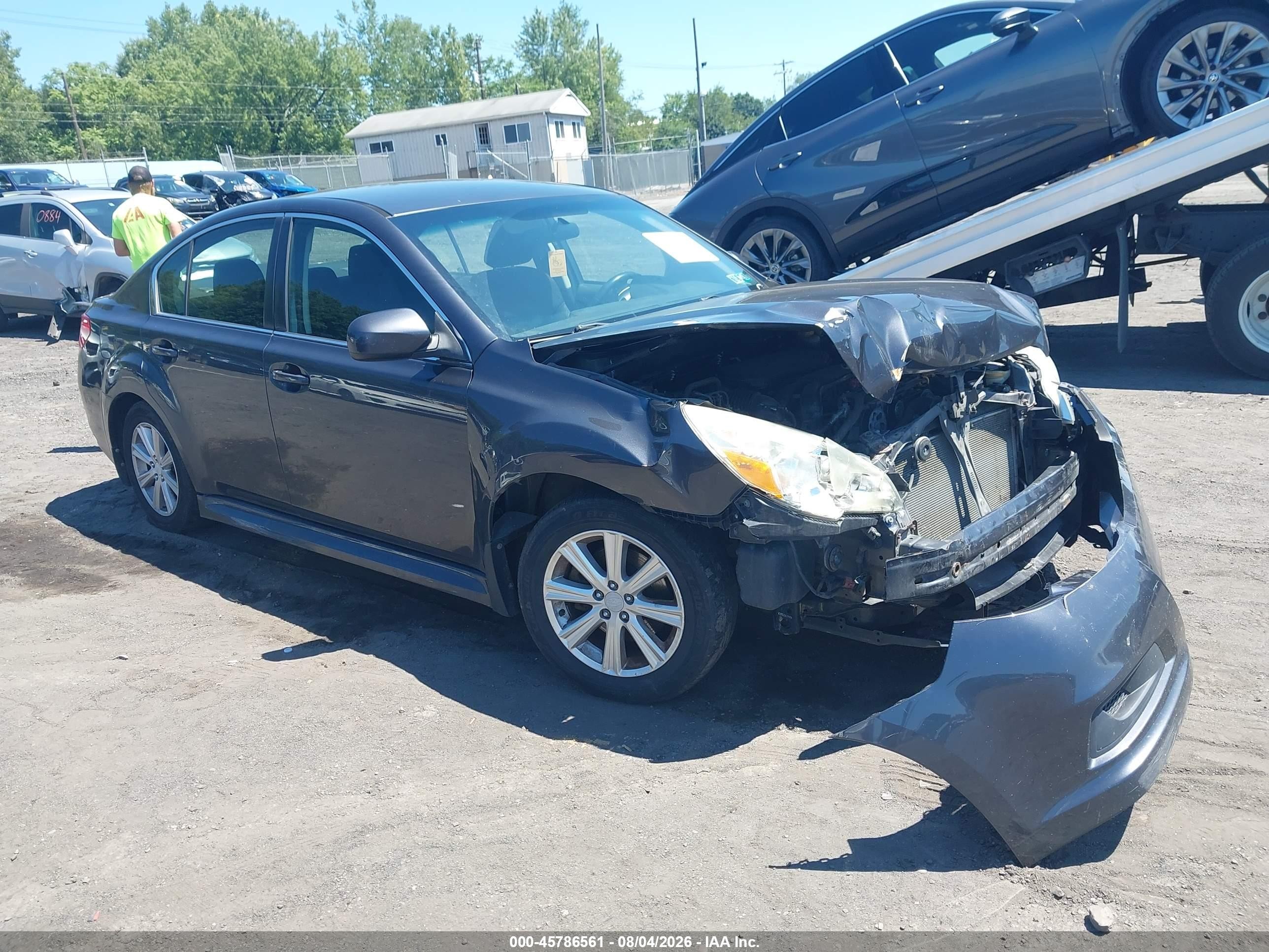 2012 Subaru Legacy Premium, VIN 4S3BMBC61C3025226 — Перед