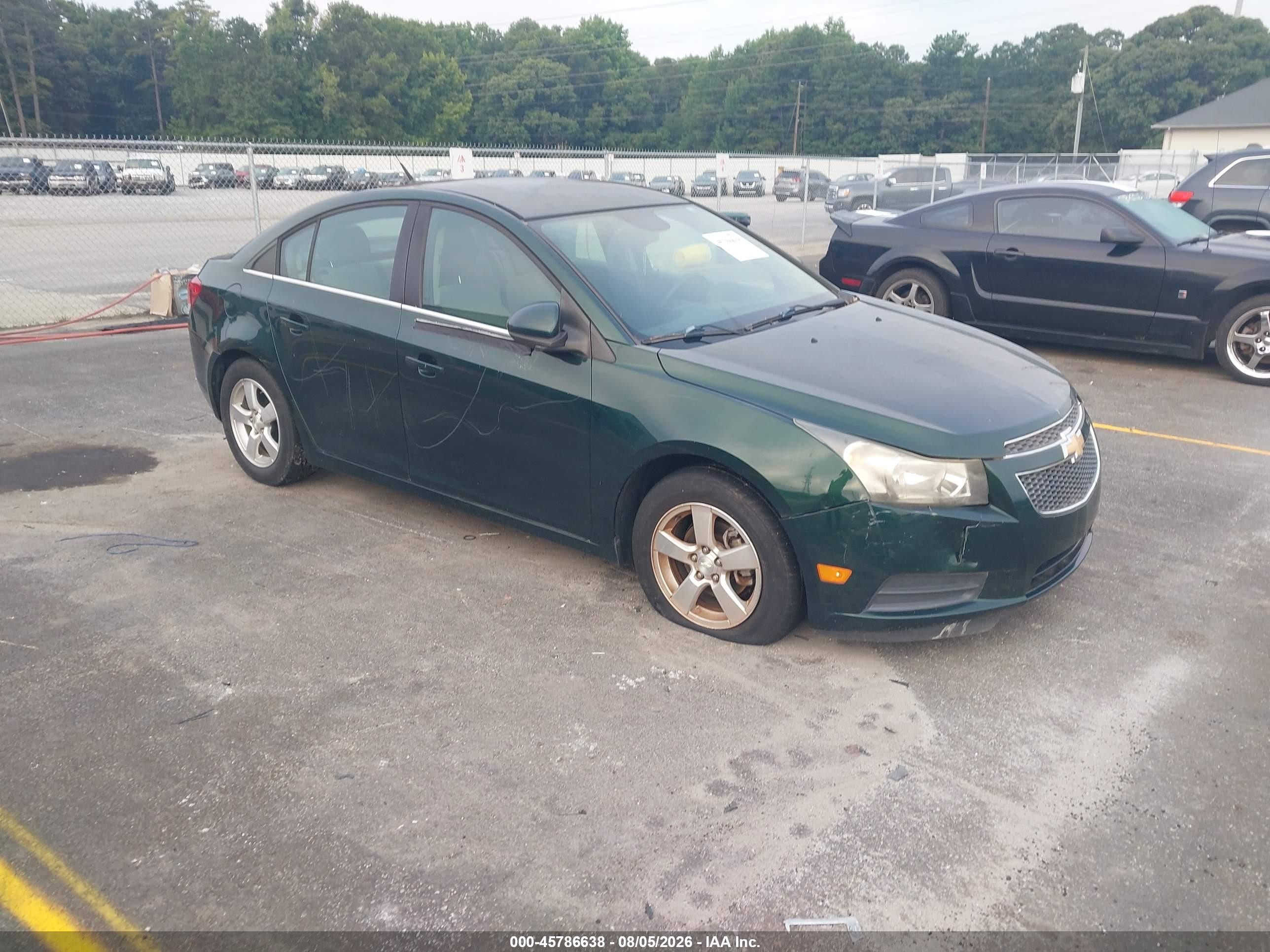 2014 Chevrolet Cruze 1LT, VIN 1G1PC5SB1E7178136 — Normal wear
