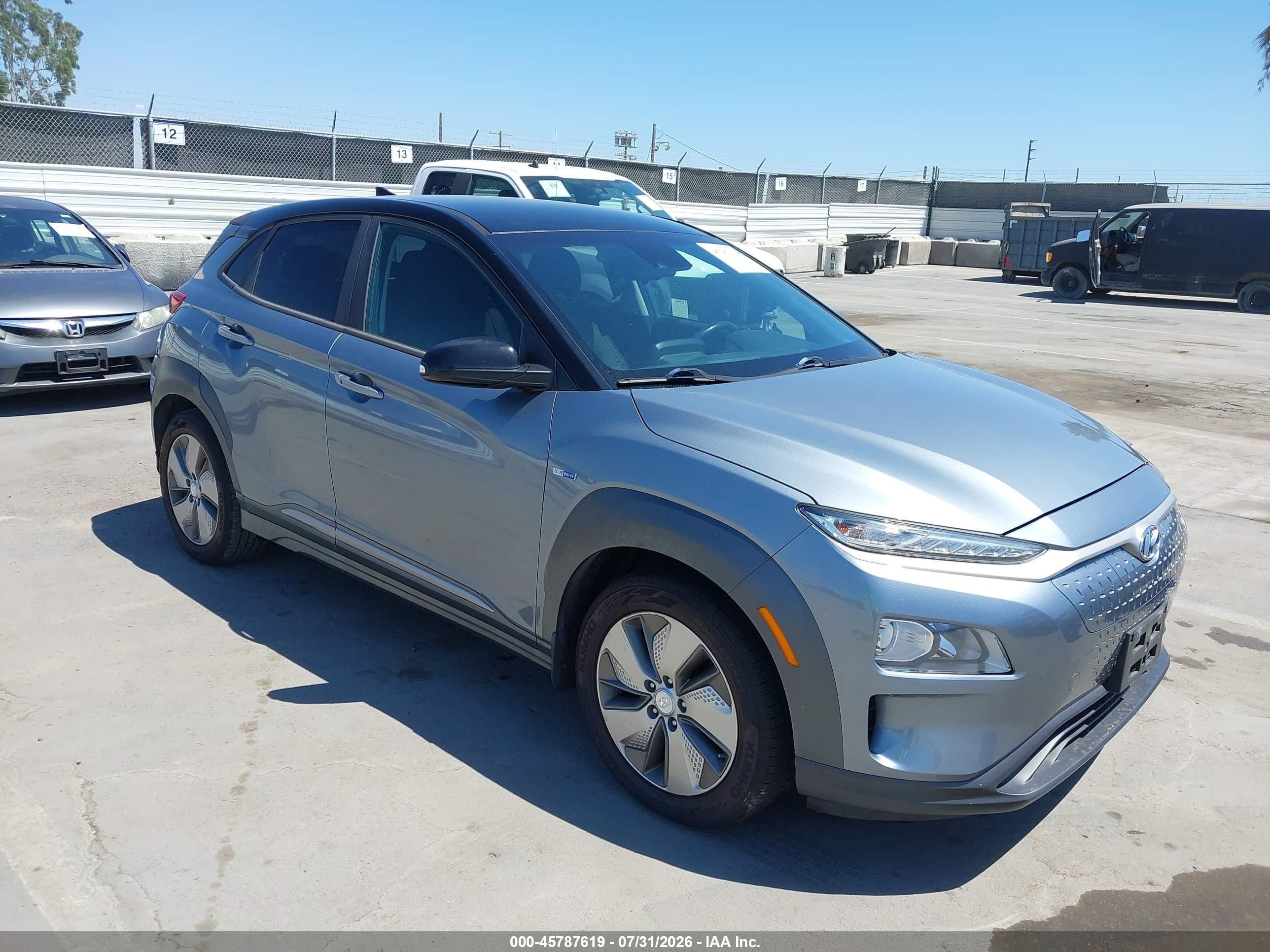 2019 Hyundai Kona SEL, VIN KM8K23AG7KU030748 — Normal wear