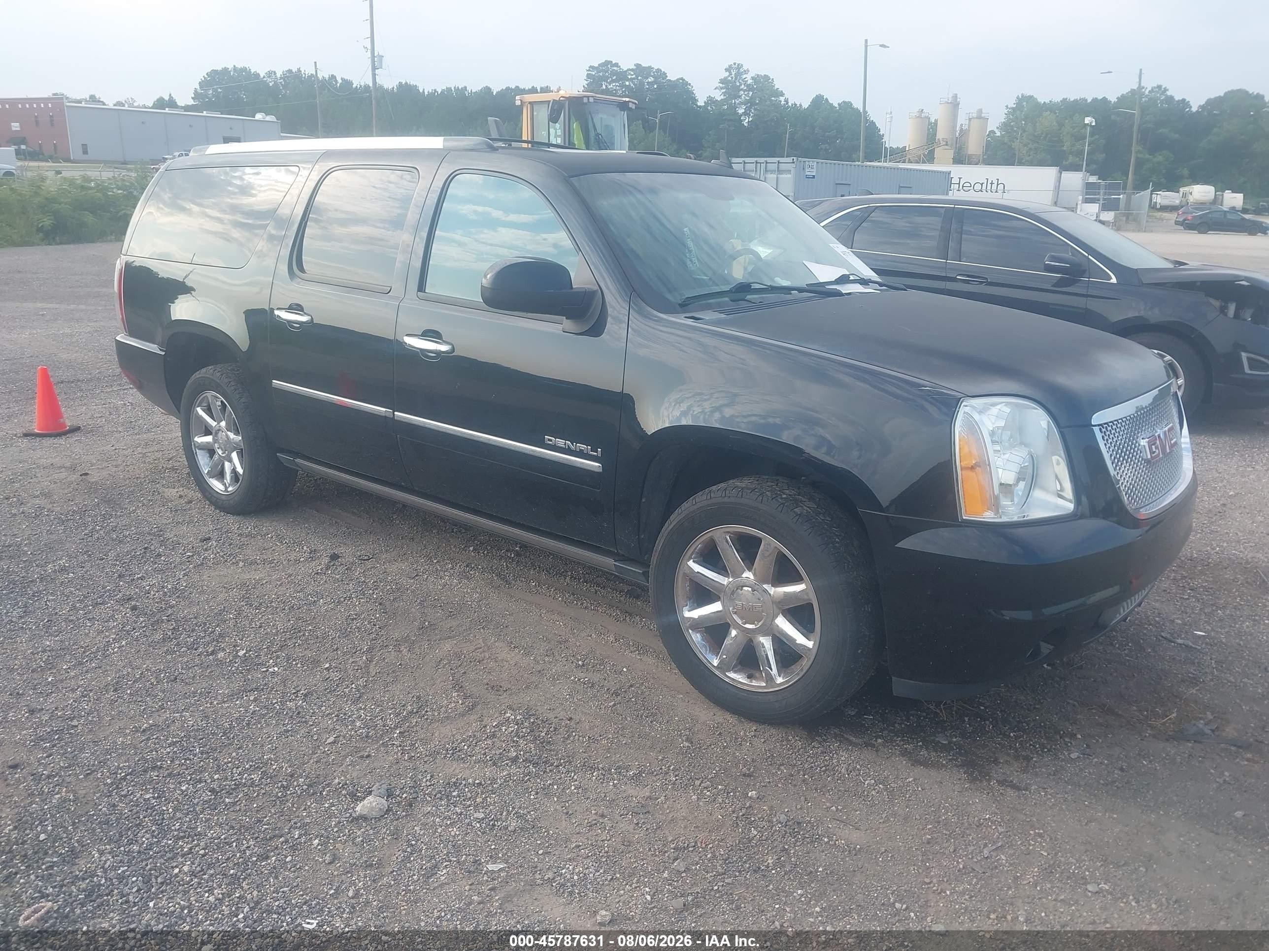 2014 GMC Yukon XL Denali, VIN 1GKS2MEF4ER169887 — Normal wear