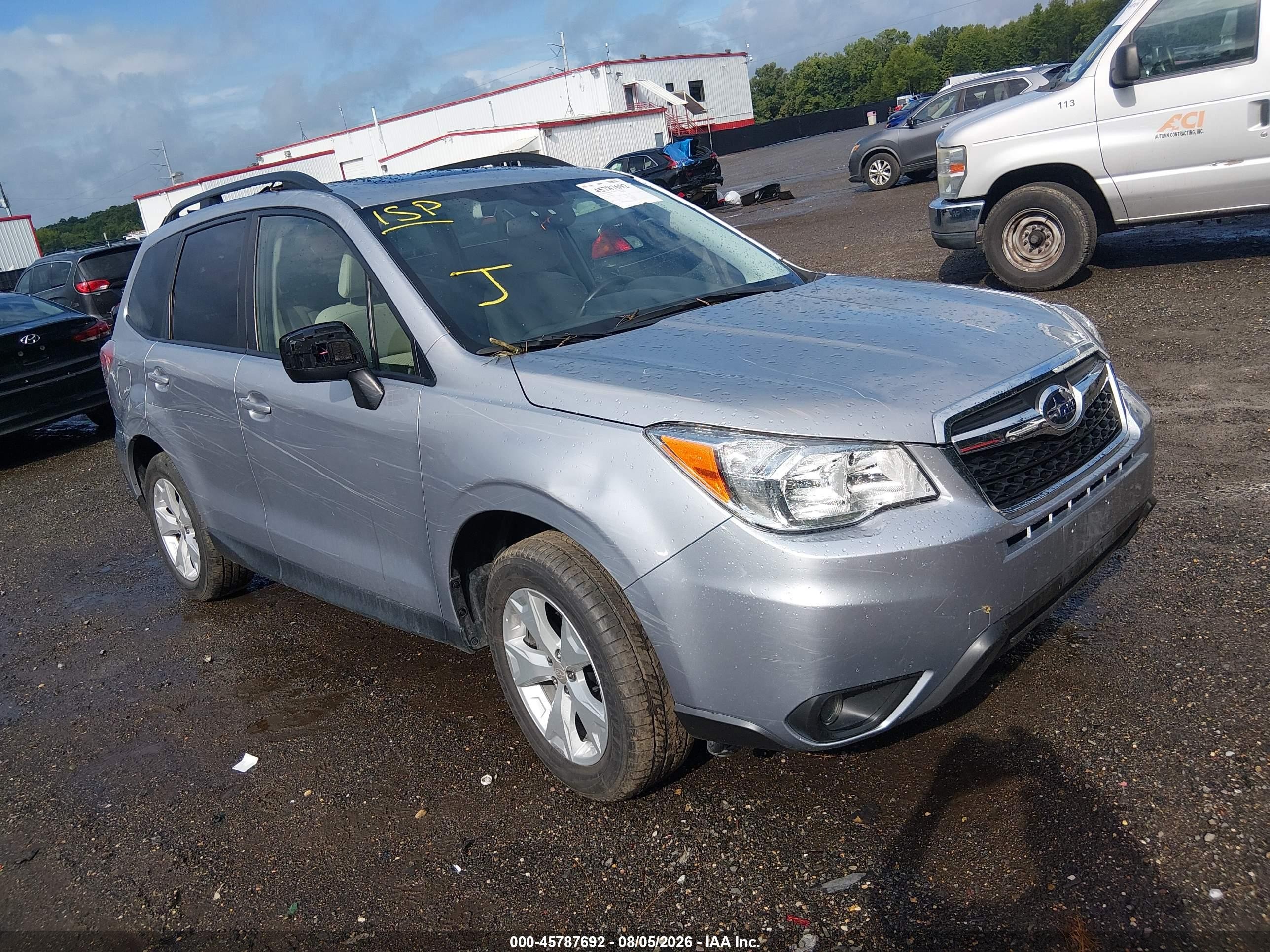 2016 Subaru Forester Premium, VIN JF2SJAFC4GH492039 — Бок