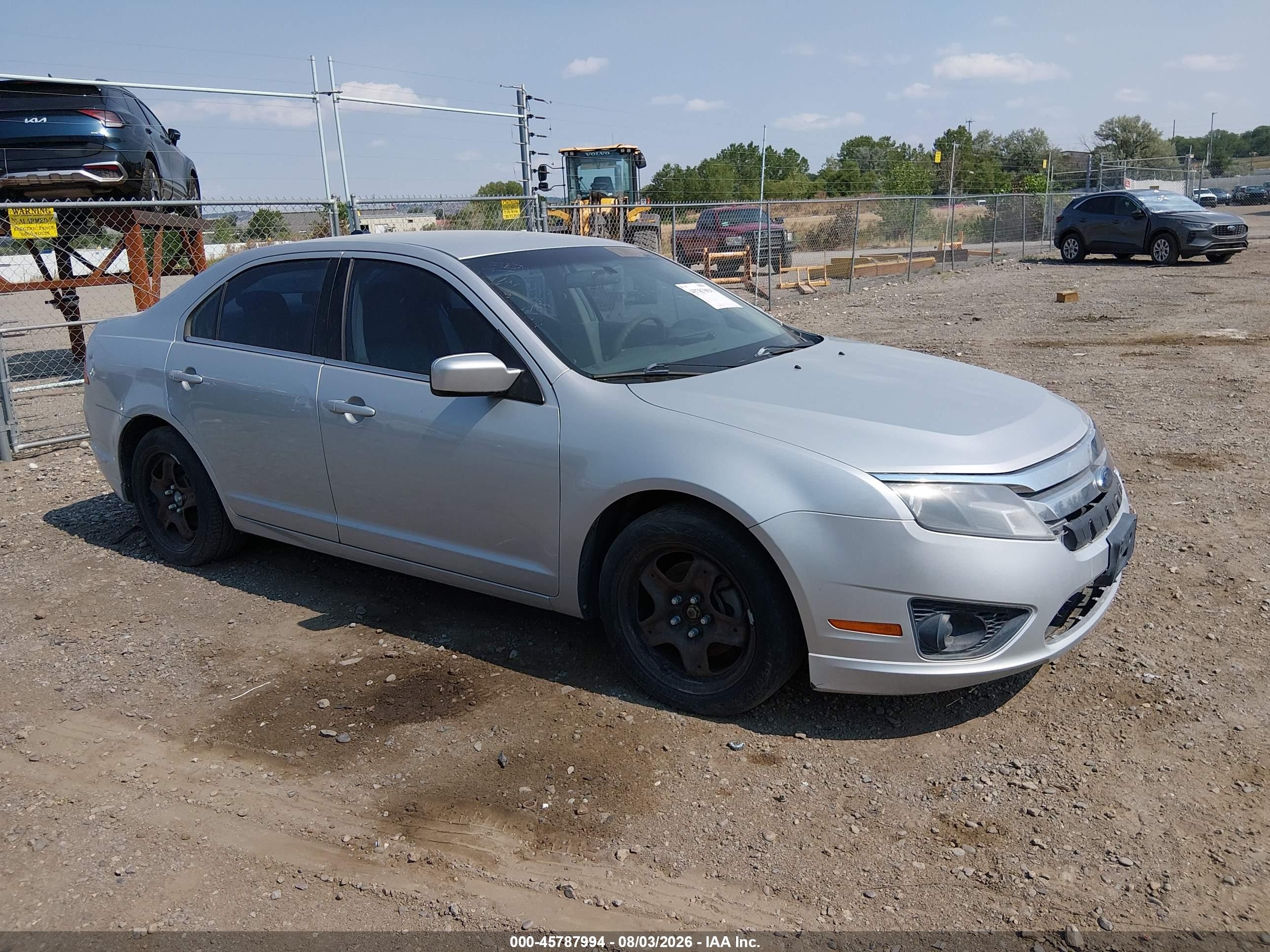 2010 Ford Fusion SE, VIN 3FAHP0HG1AR161142 — Repossession