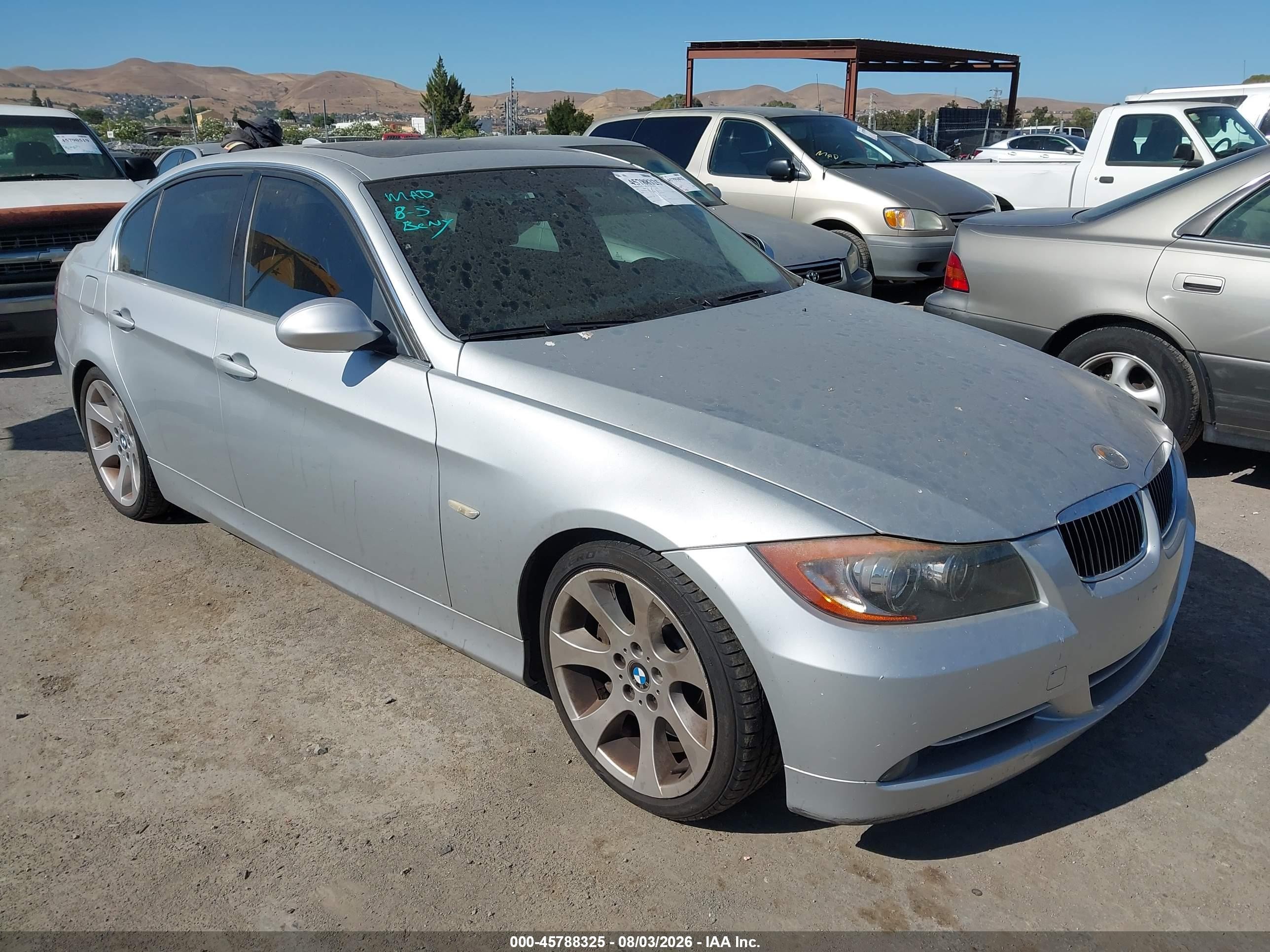 2007 BMW 3 Series 335i, VIN WBAVB73507PA88338 — Normal wear