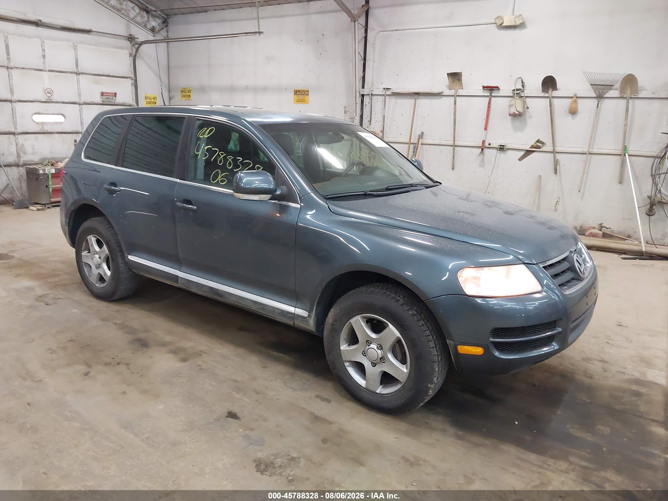 2006 Volkswagen Touareg 3.2L V6, VIN WVGZG77L16D017219 — Normal wear
