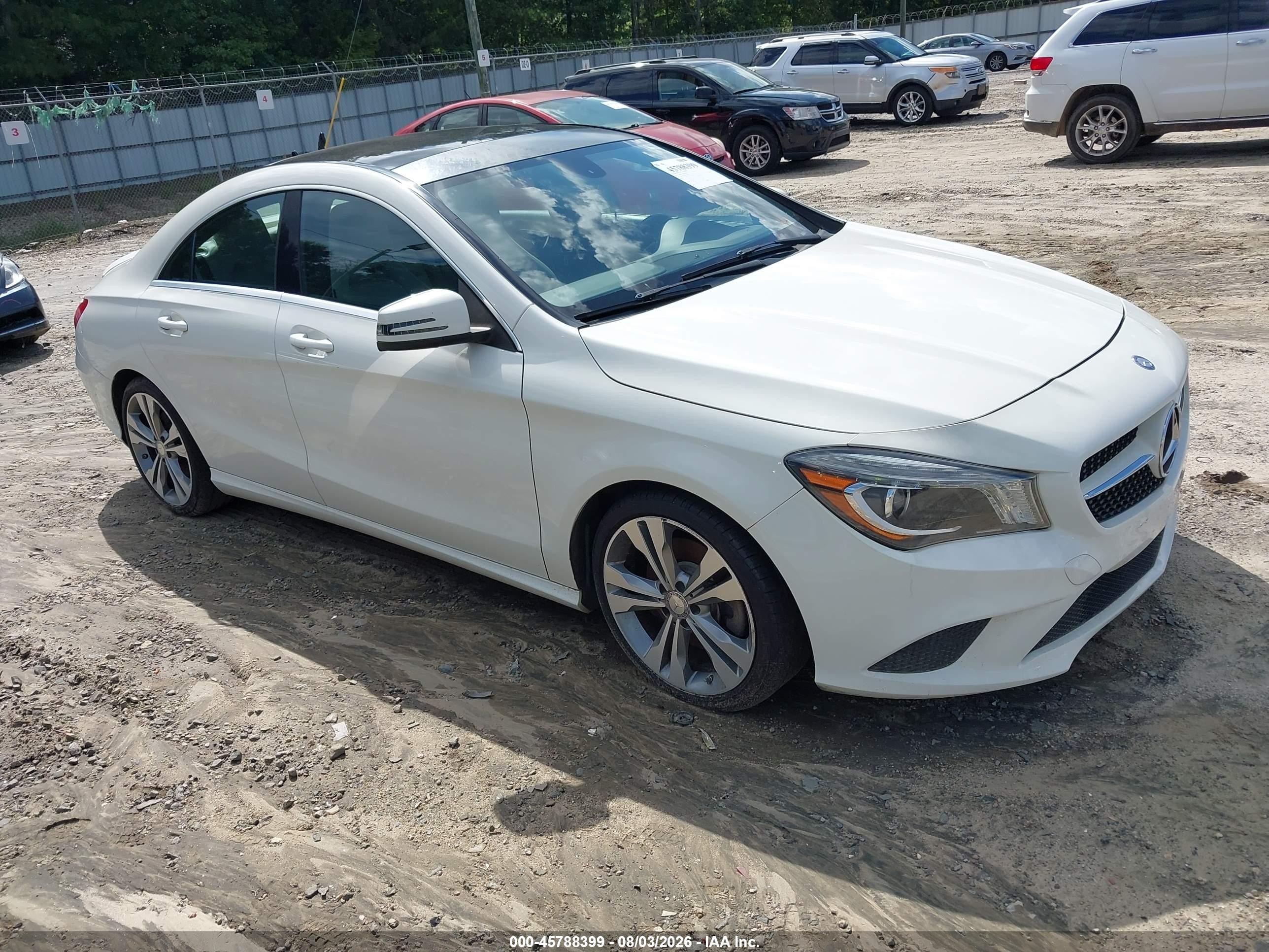 2014 Mercedes-Benz CLA 250, VIN WDDSJ4EB3EN059065 — Normal wear
