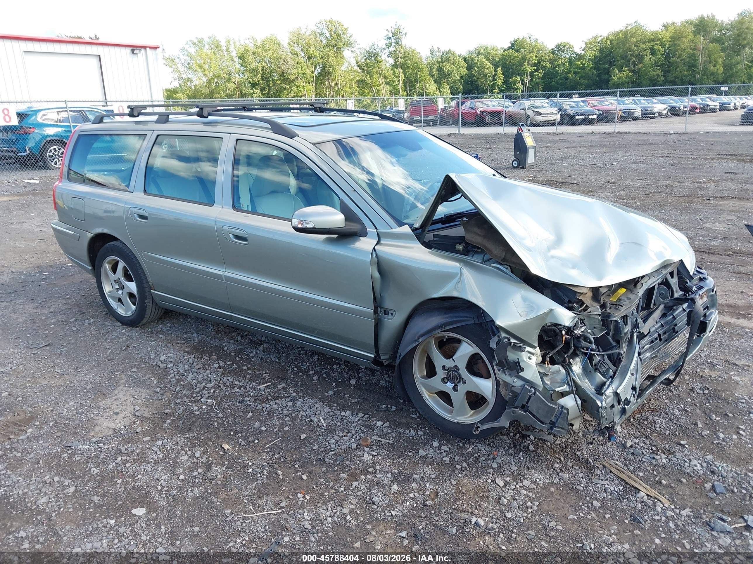 2007 Volvo V70 2.5L Turbo, VIN YV1SW592672650212 — Front end