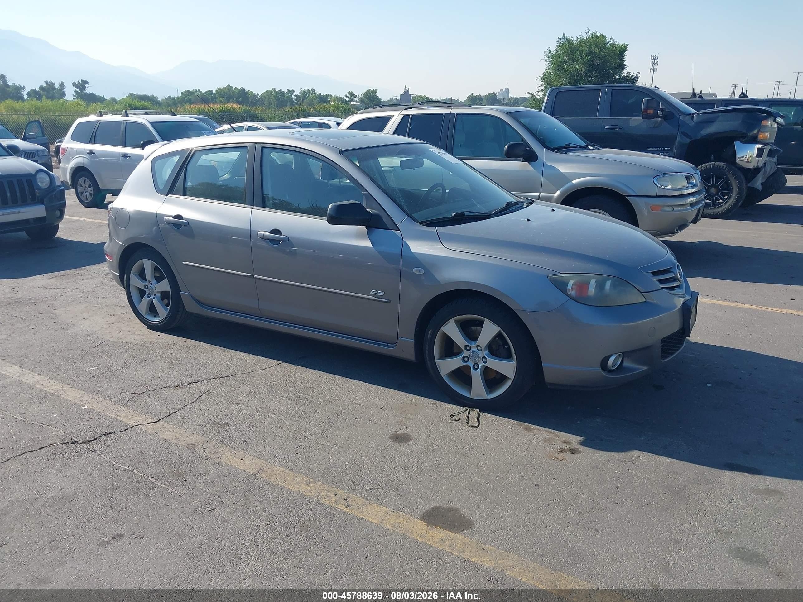 2006 Mazda 3 S Grand Touring, VIN JM1BK343561486560 — Normal wear