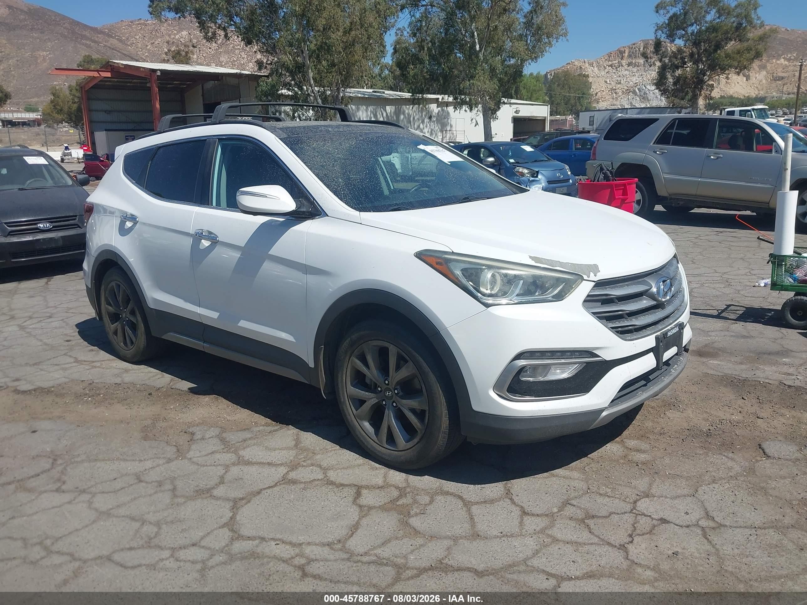 2017 Hyundai Santa Fe Ultimate, VIN 5XYZW4LA2HG458808 — Normal wear
