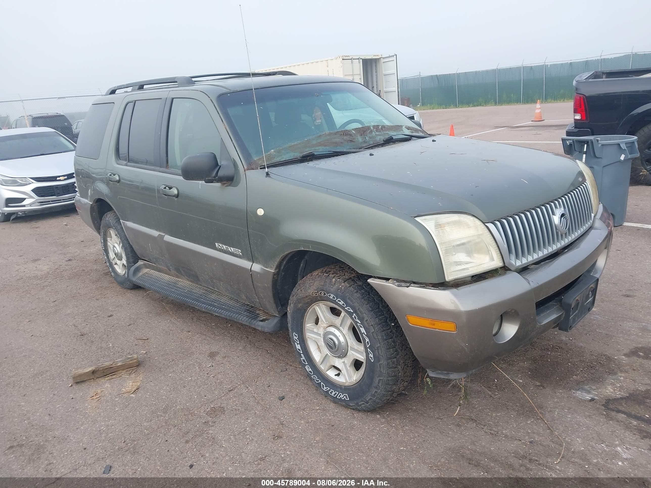 2002 Mercury Mountaineer, VIN 4M2ZU86E82ZJ23339 — Normal wear