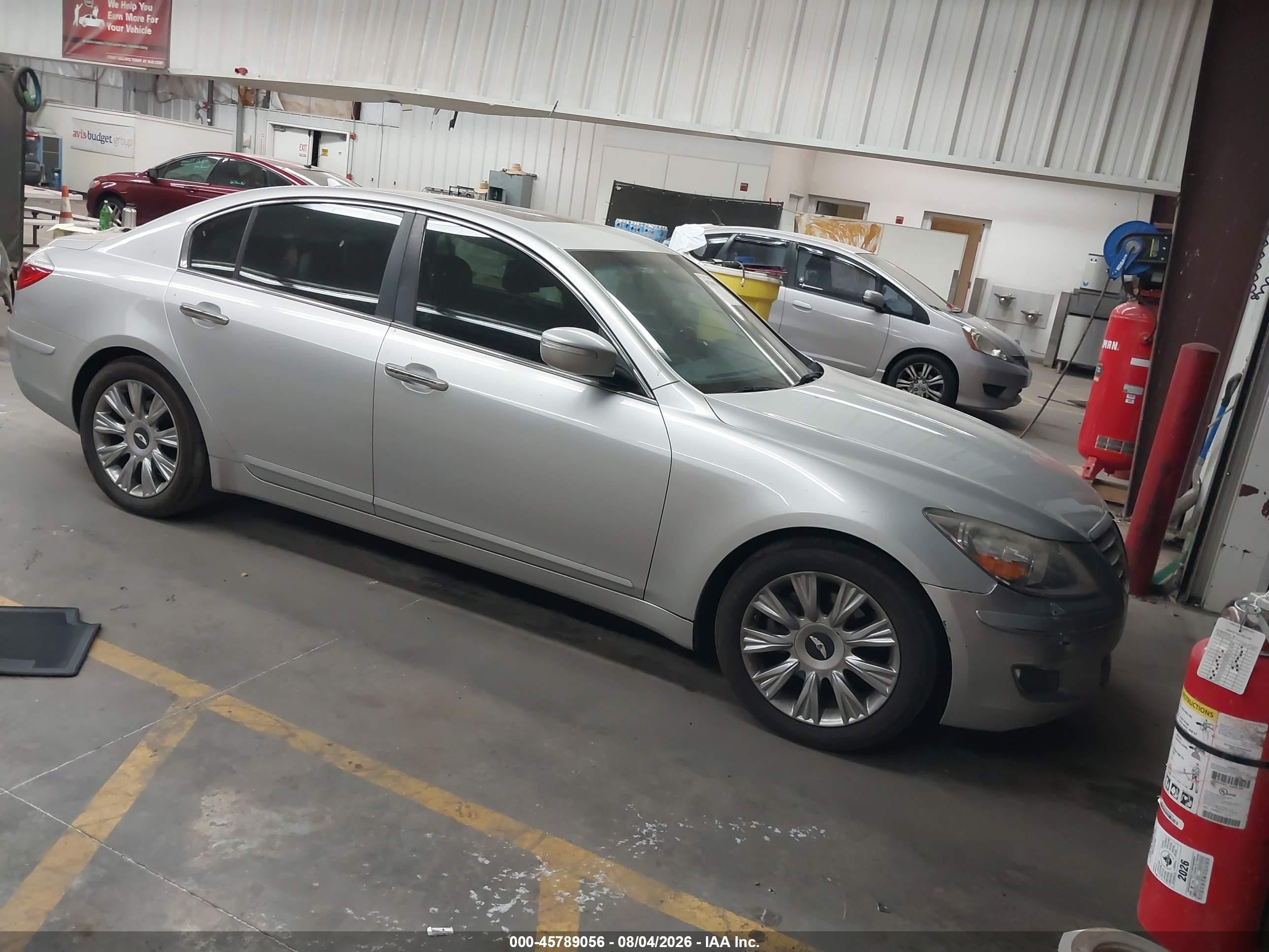 2011 Hyundai Genesis, VIN KMHGC4DE2BU117685 — Front end
