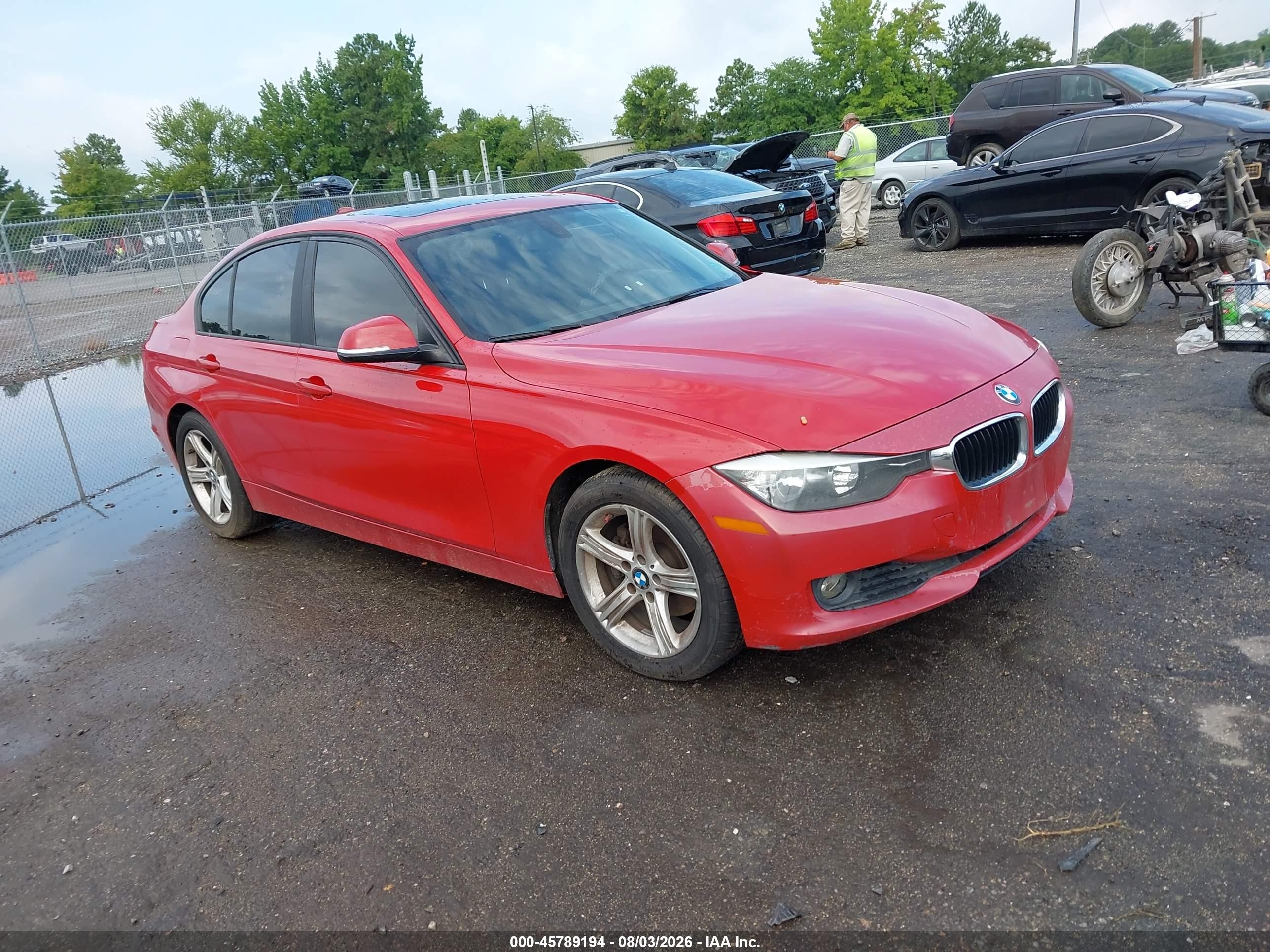 2014 BMW 3 Series 320i xDrive, VIN WBA3C3G58ENS69331 — Normal wear