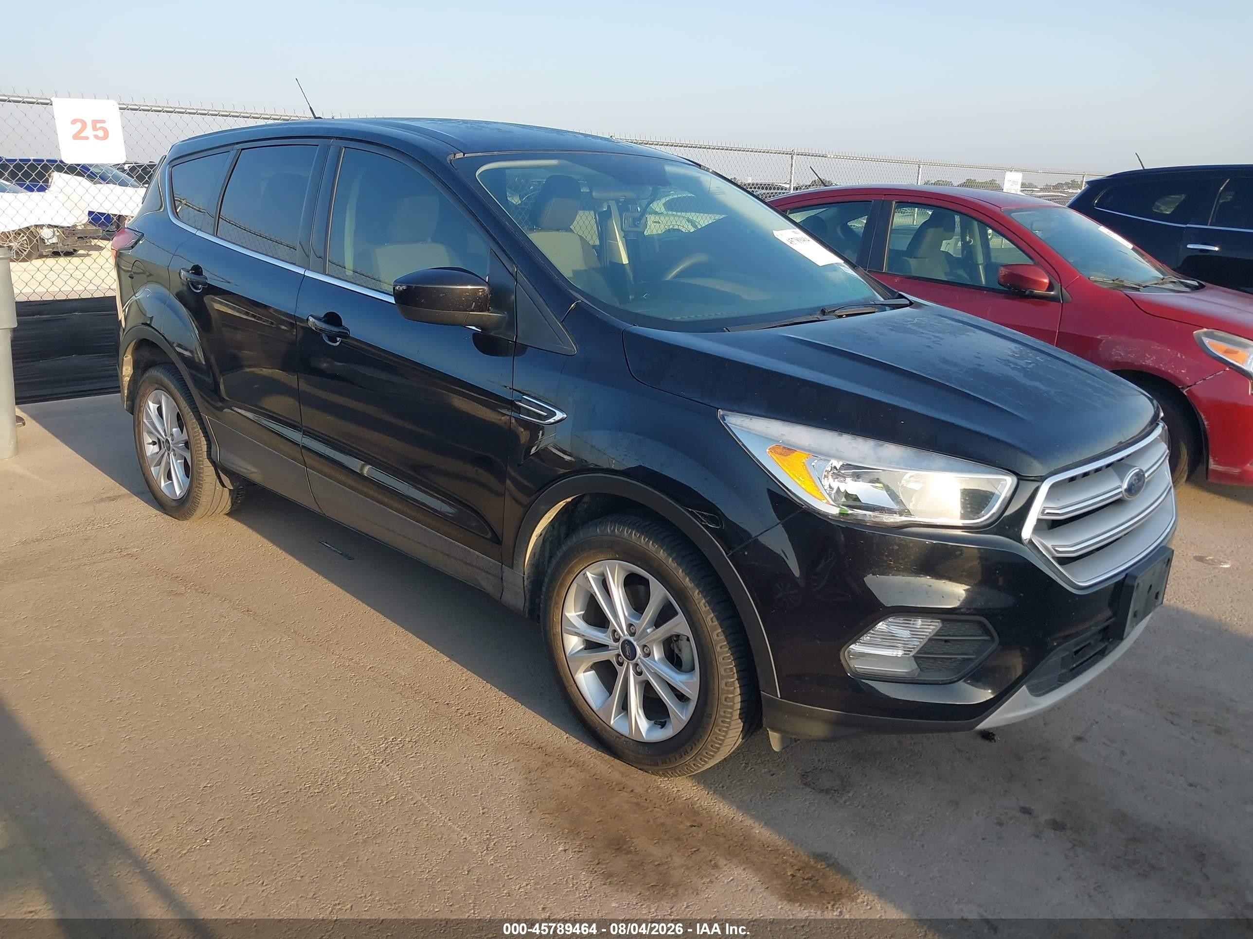 2019 Ford Escape SE, VIN 1FMCU0GD0KUC52431 — Обычный износ
