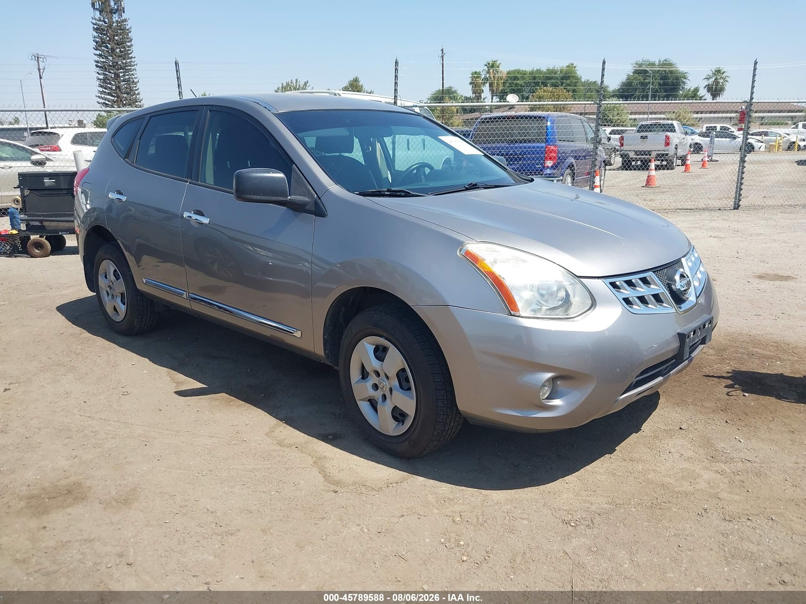 2012 Nissan Rogue SV, VIN JN8AS5MT4CW276347 — Side