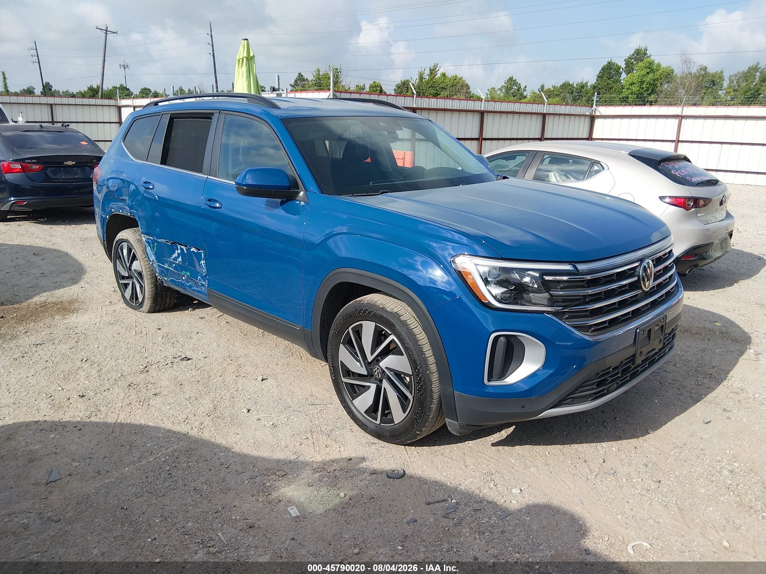 2026 Volkswagen Atlas SE, VIN 1V2WN2CA7TC542953 — Side