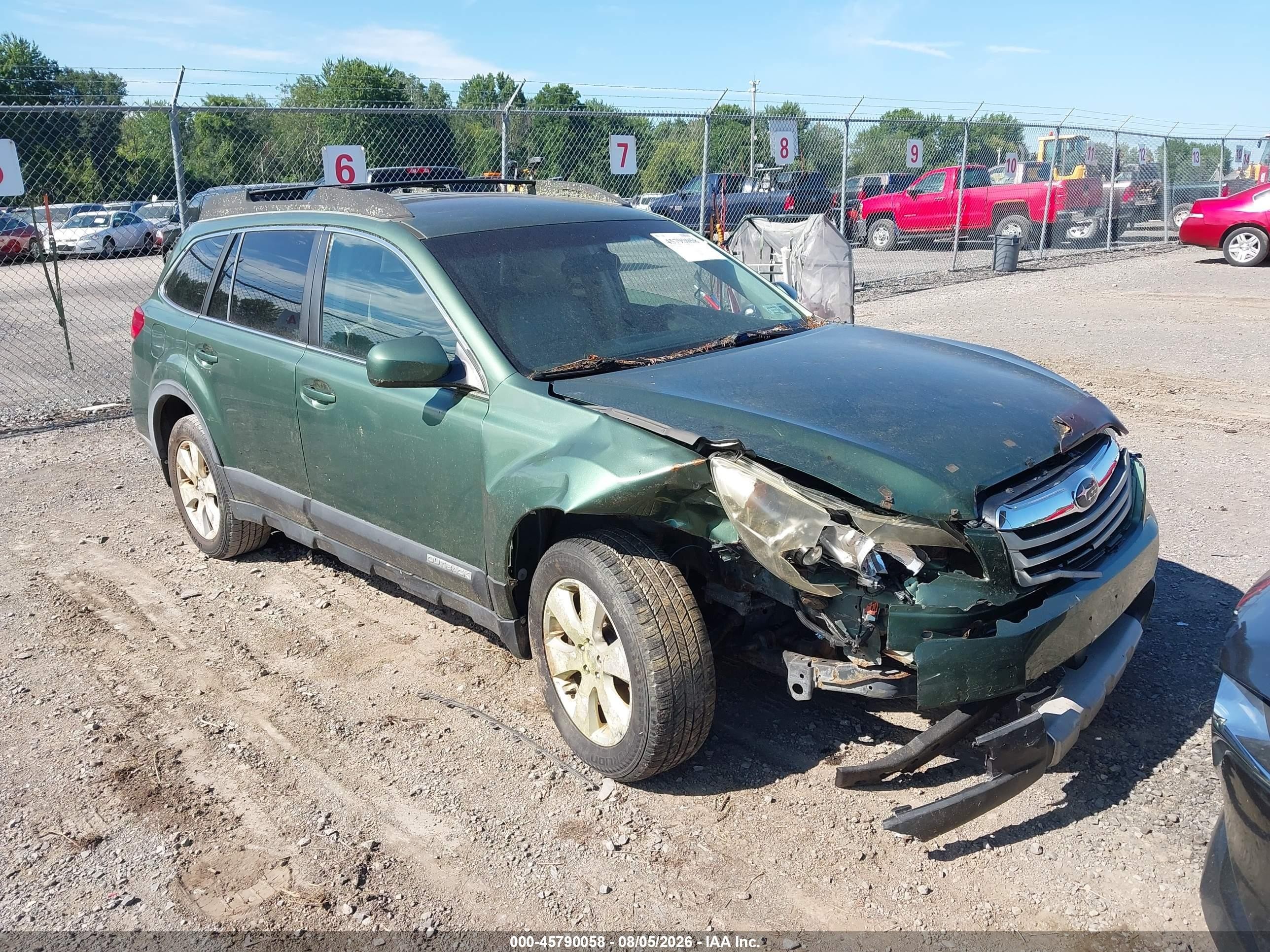 2010 Subaru Outback Limited Power Moon, VIN 4S4BRDLC2A2385056 — Перед
