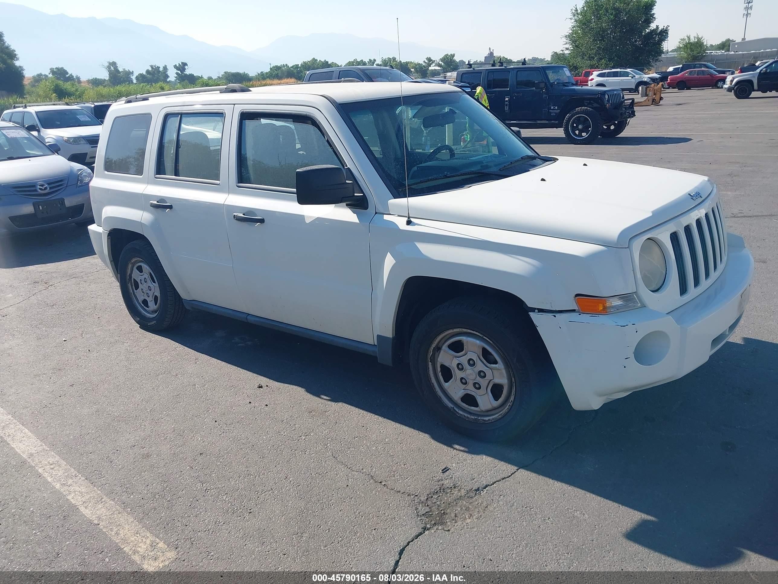 2008 Jeep Patriot Sport, VIN 1J8FT28018D722060 — Обычный износ